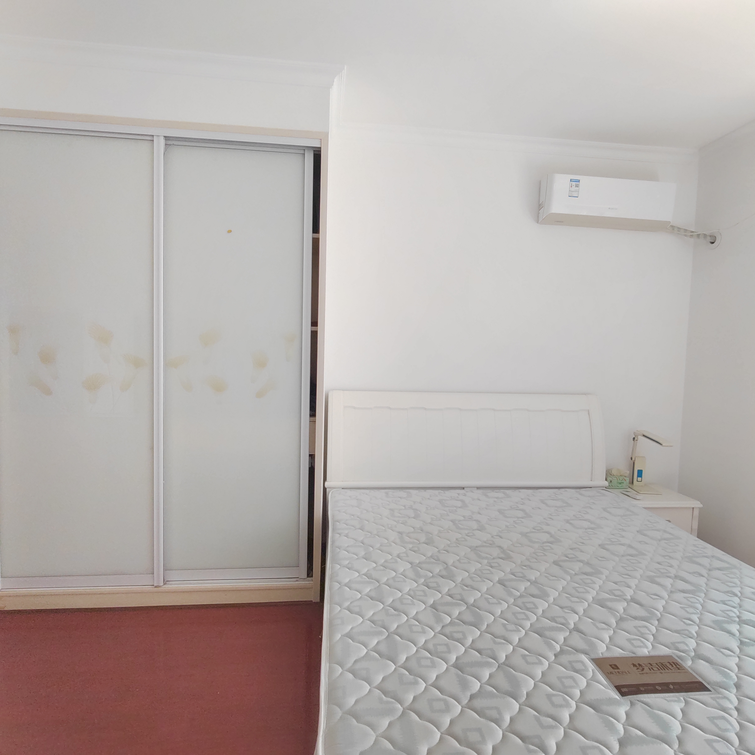 中建御山和苑 3室2厅2卫 89.80万 中建御山和苑 3室2厅2卫 89.80万室内图