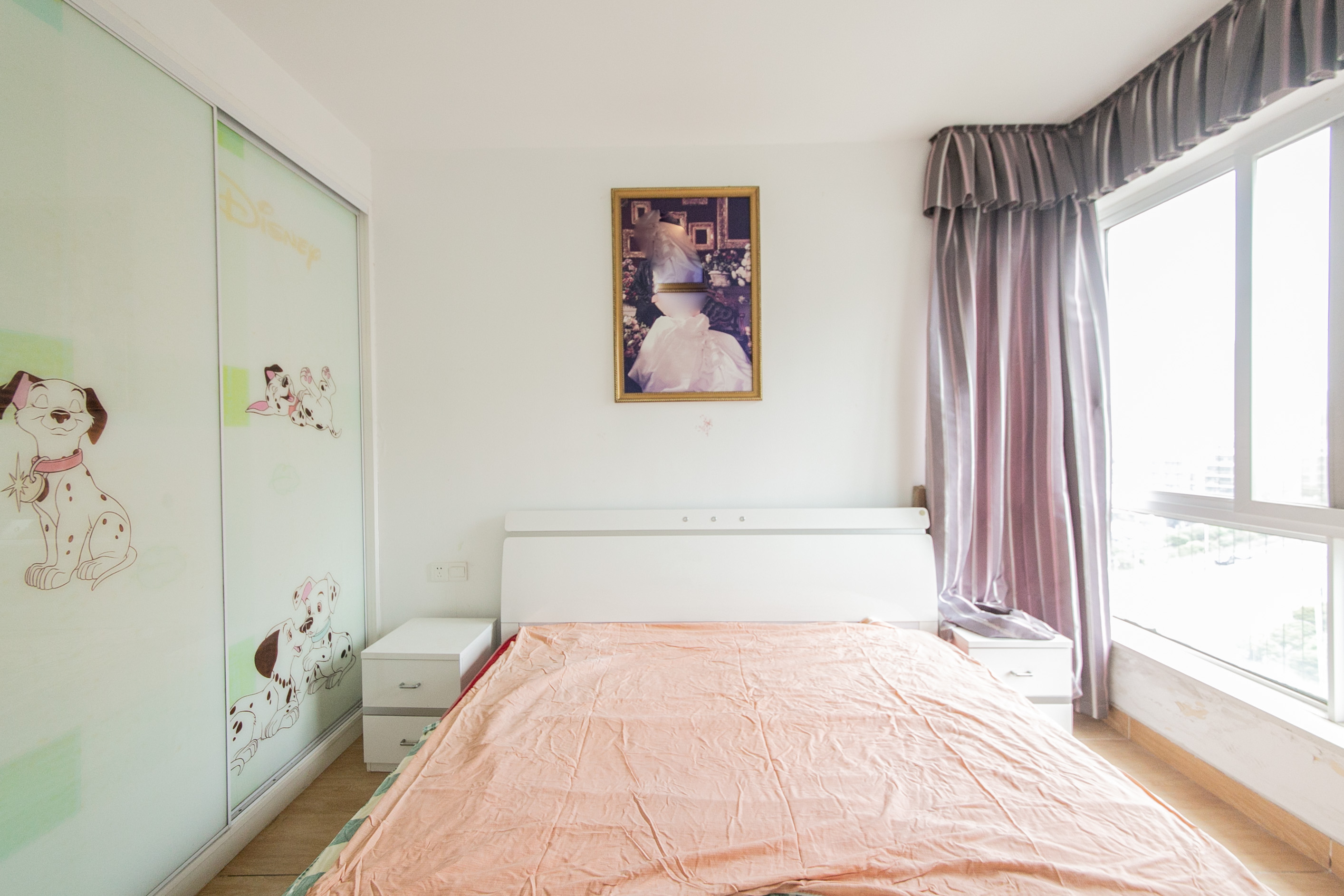 山语城一期 3室2厅2卫 80.00万 山语城一期 3室2厅2卫 80.00万卧室