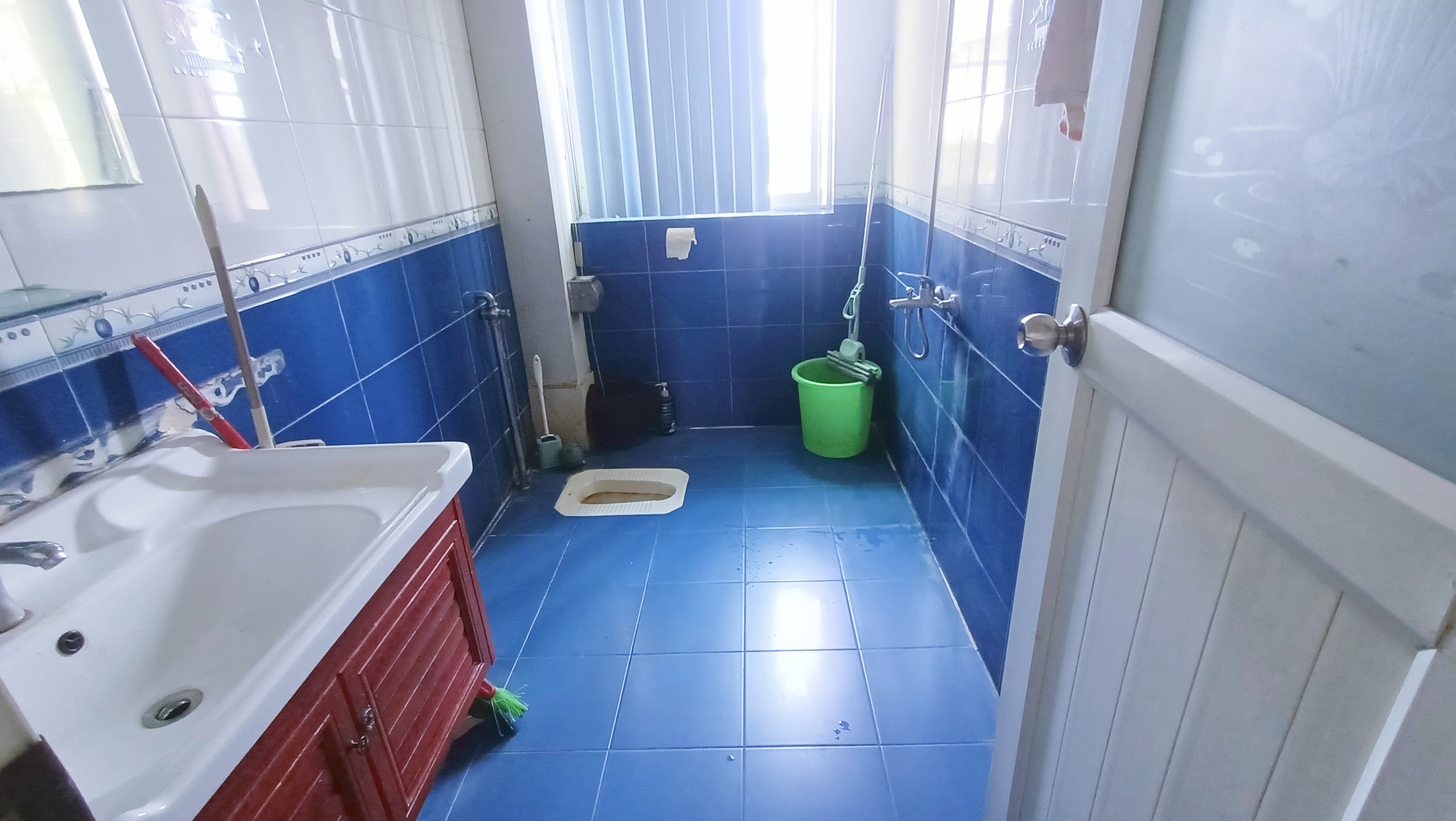 红旗南路散盘 3室2厅2卫 52.80万 红旗南路散盘 3室2厅2卫 52.80万室内图