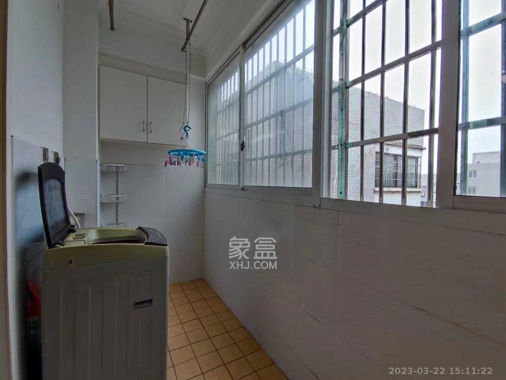 锦璨家园  4室2厅2卫    2200.0元/月室内图