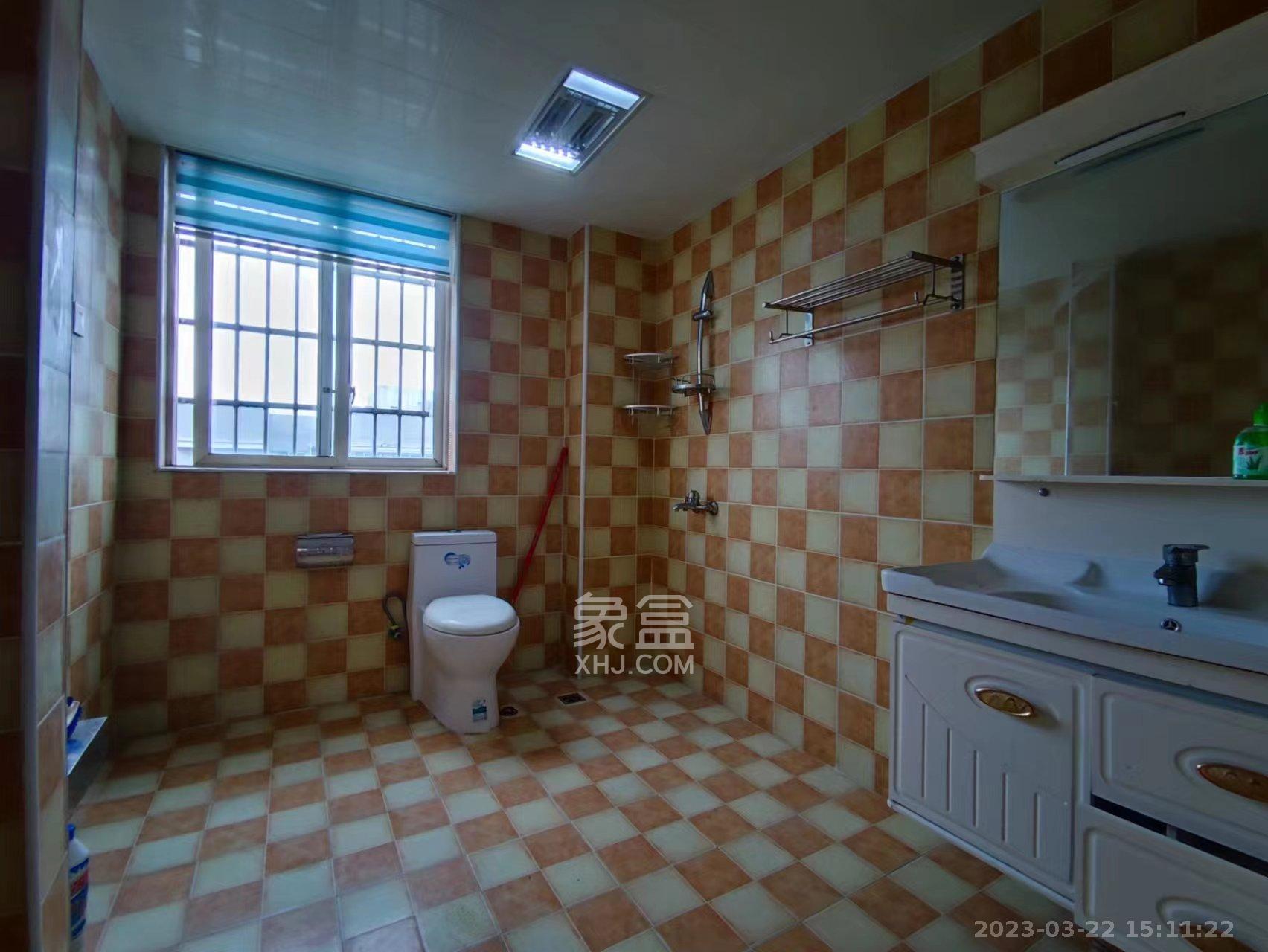 锦璨家园  4室2厅2卫    2200.0元/月室内图