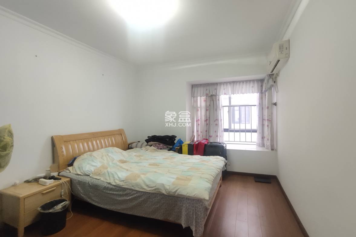 水岸春天 3室2厅2卫 75.00万 水岸春天 3室2厅2卫 75.00万室内图