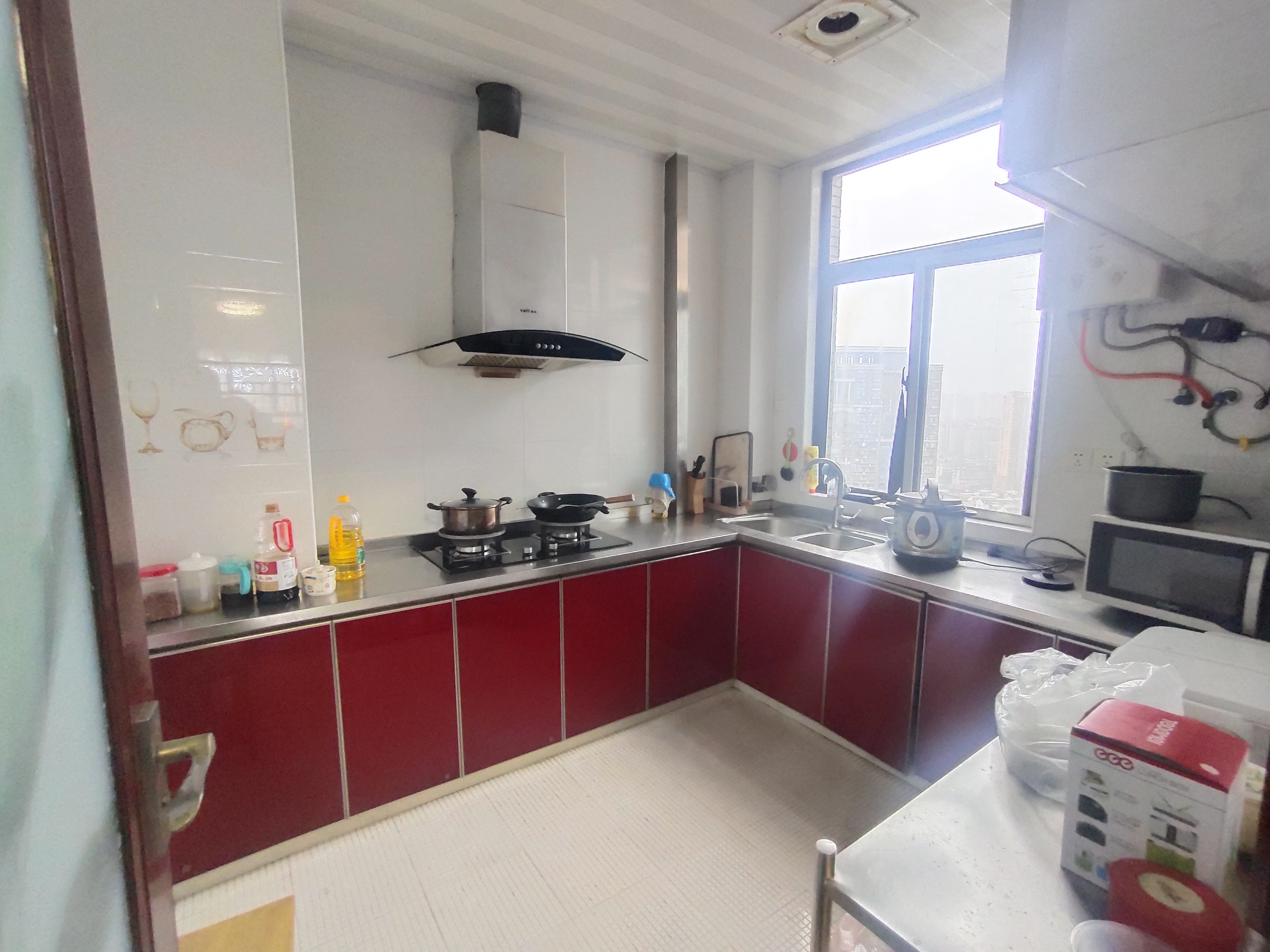 水岸春天 3室2厅2卫 75.00万 水岸春天 3室2厅2卫 75.00万室内图