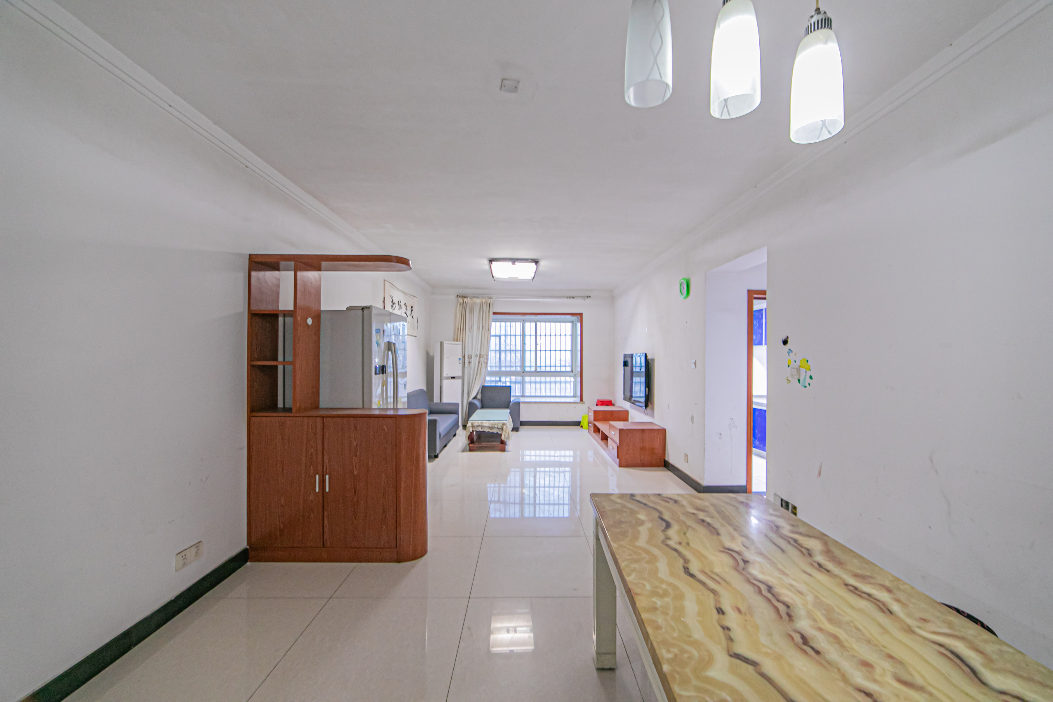 开源鑫苑 3室2厅2卫 66.86万 开源鑫苑 3室2厅2卫 66.86万客厅