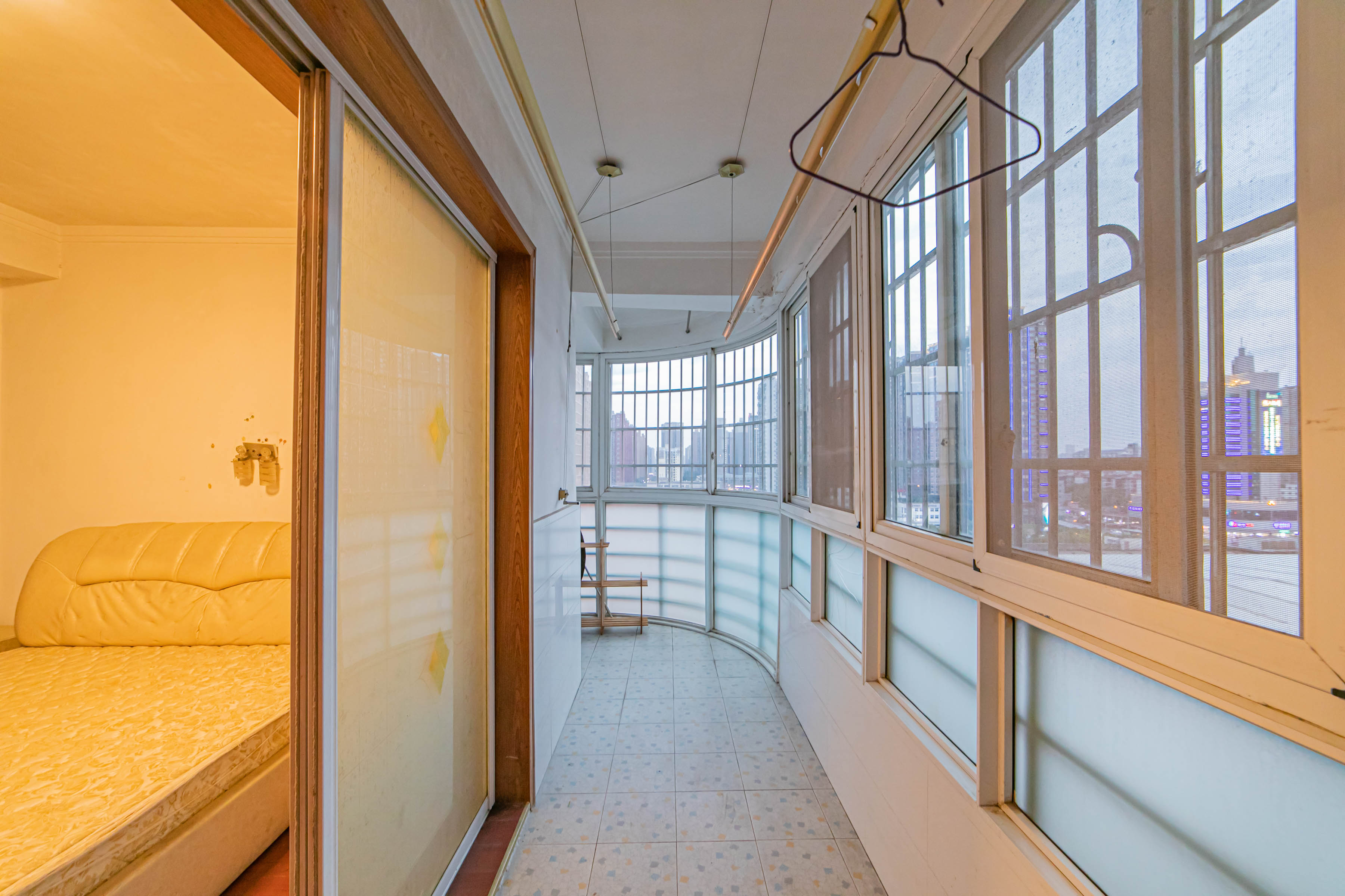 开源鑫苑 3室2厅2卫 66.86万 开源鑫苑 3室2厅2卫 66.86万阳台