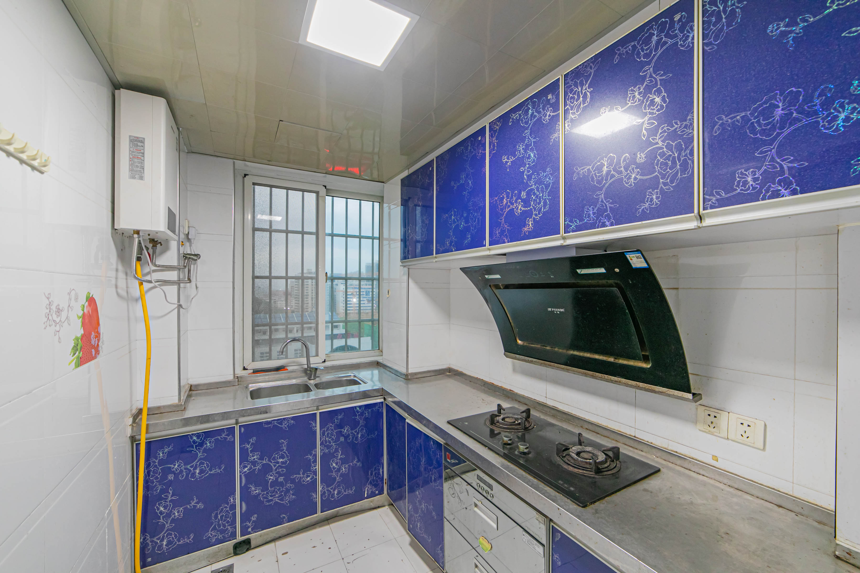 开源鑫苑 3室2厅2卫 66.86万 开源鑫苑 3室2厅2卫 66.86万厨房