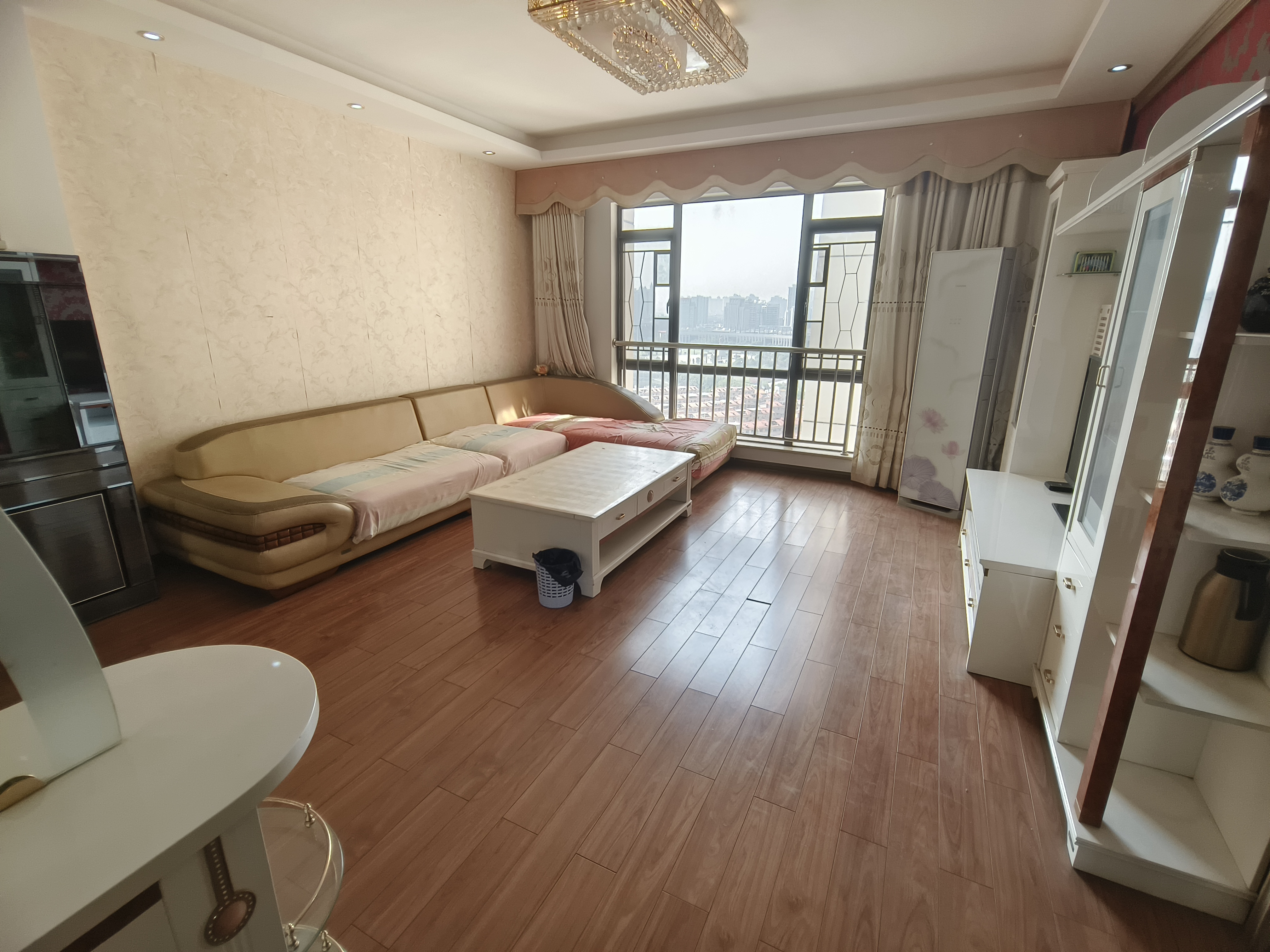 流金岁月-华晨国际 4室2厅2卫 105.00万 流金岁月-华晨国际 4室2厅2卫 105.00万室内图