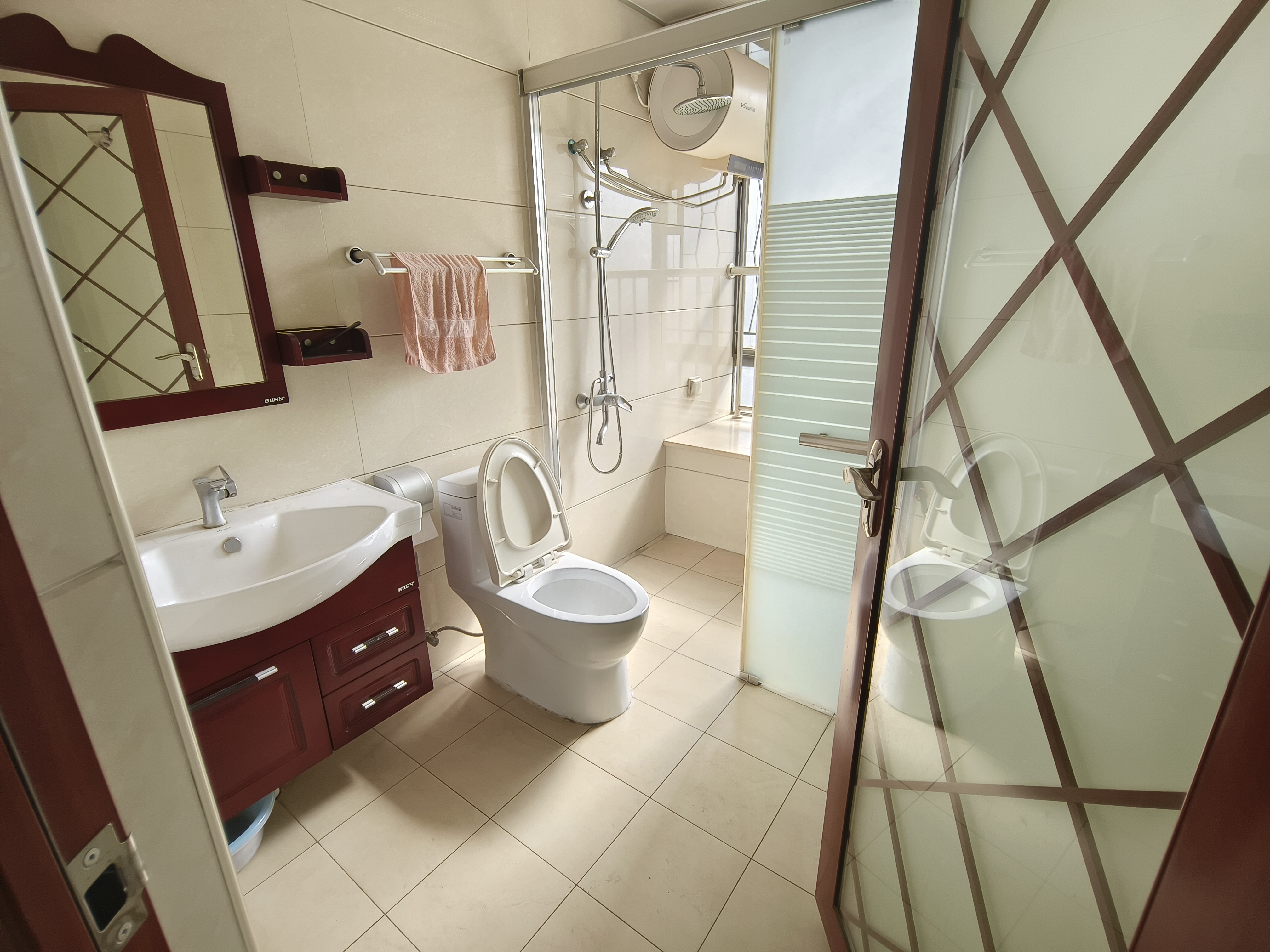 流金岁月-华晨国际 4室2厅2卫 105.00万 流金岁月-华晨国际 4室2厅2卫 105.00万室内图