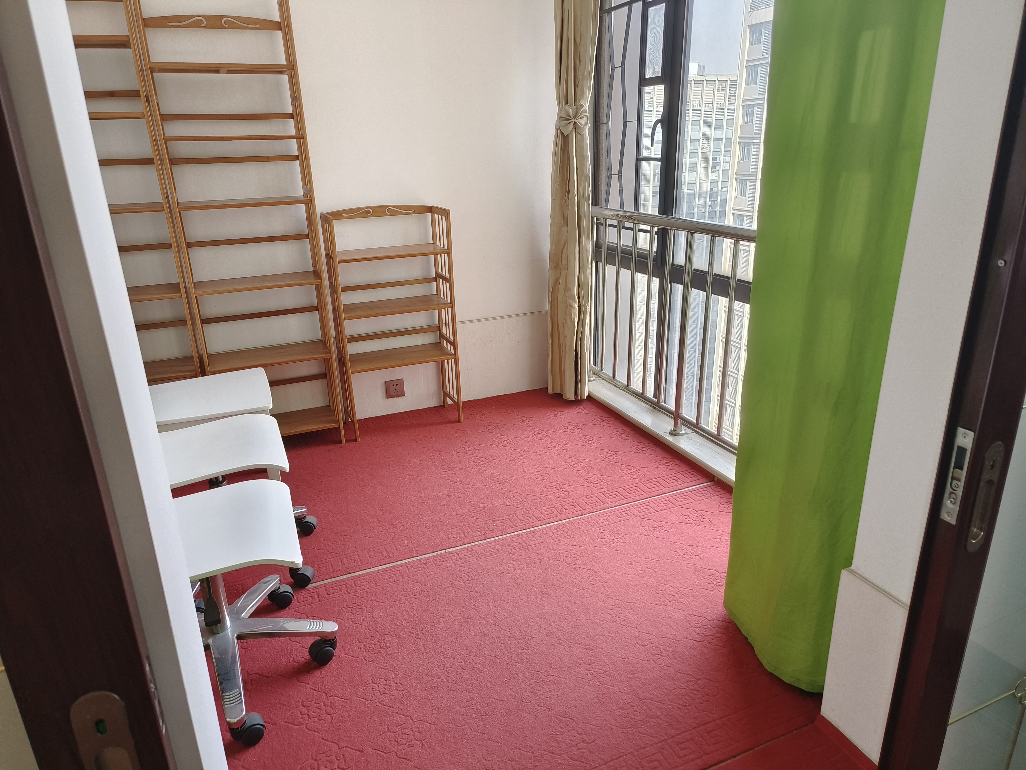 流金岁月-华晨国际 4室2厅2卫 105.00万 流金岁月-华晨国际 4室2厅2卫 105.00万室内图