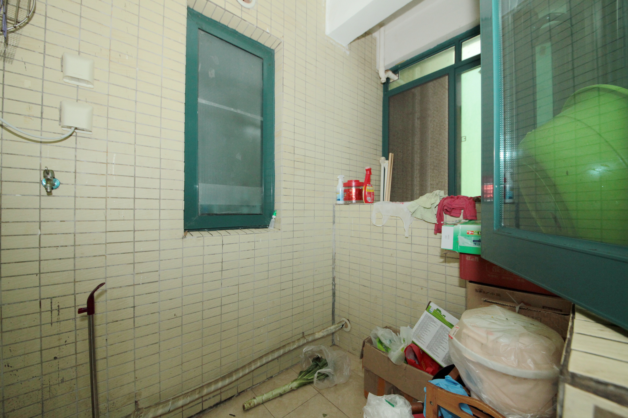 恒大翡翠华庭  3室2厅1卫    102.0万其他