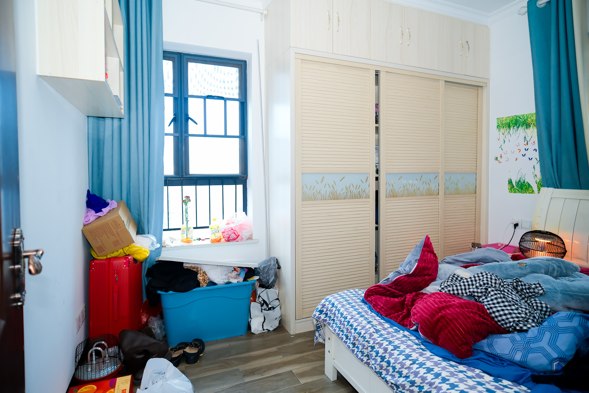 三一街区  2室1厅1卫    51.68万卧室