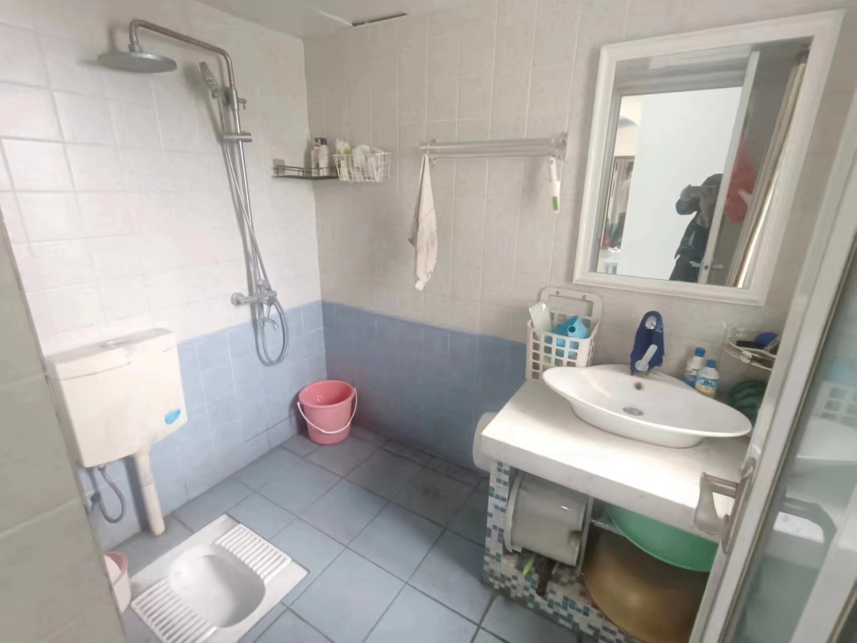 中地凯旋城  3室2厅2卫   65.00万 中地凯旋城  3室2厅2卫   65.00万客厅