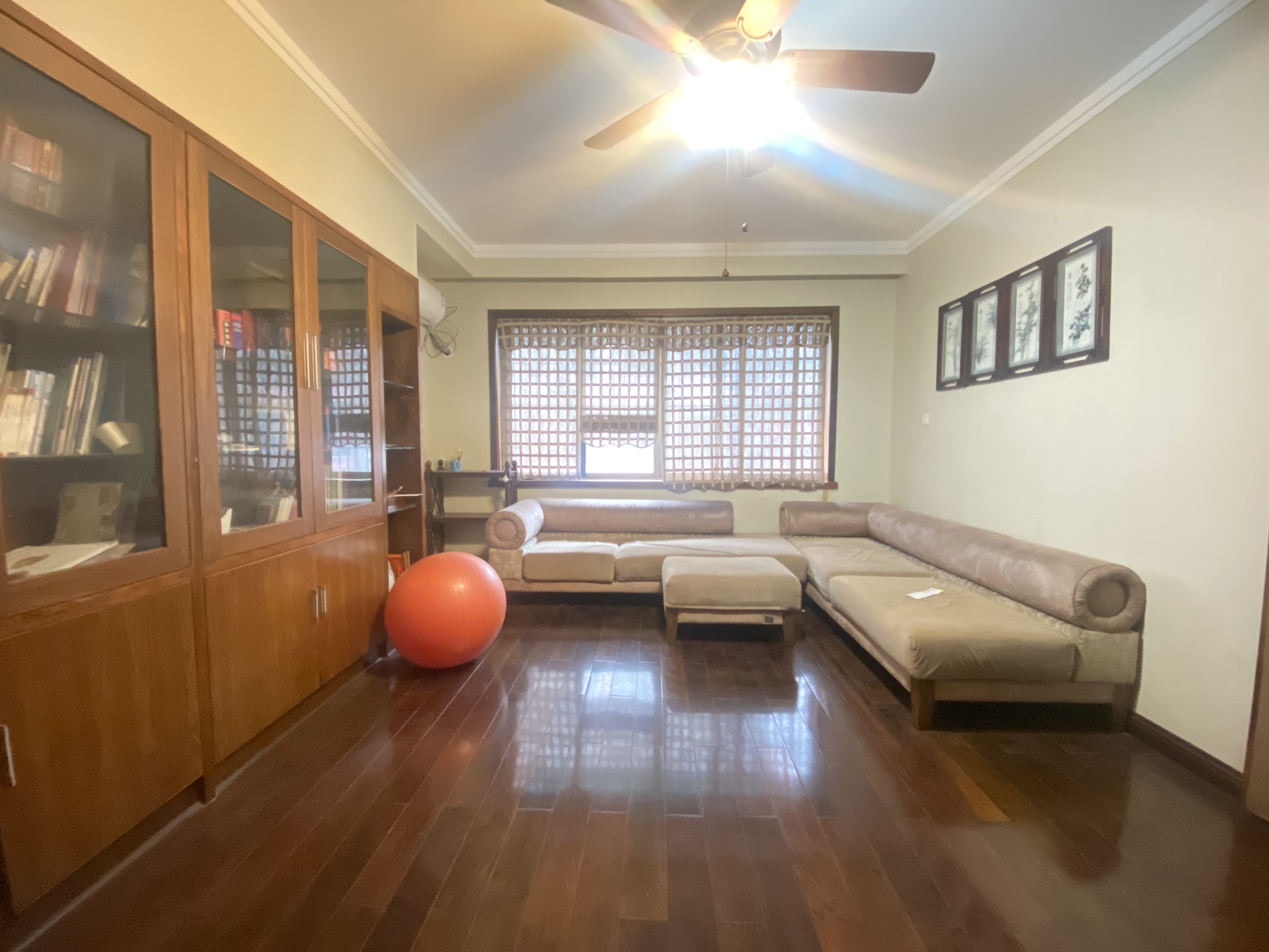 株洲华苑小区  4室2厅2卫   79.80万 株洲华苑小区  4室2厅2卫   79.80万室内图