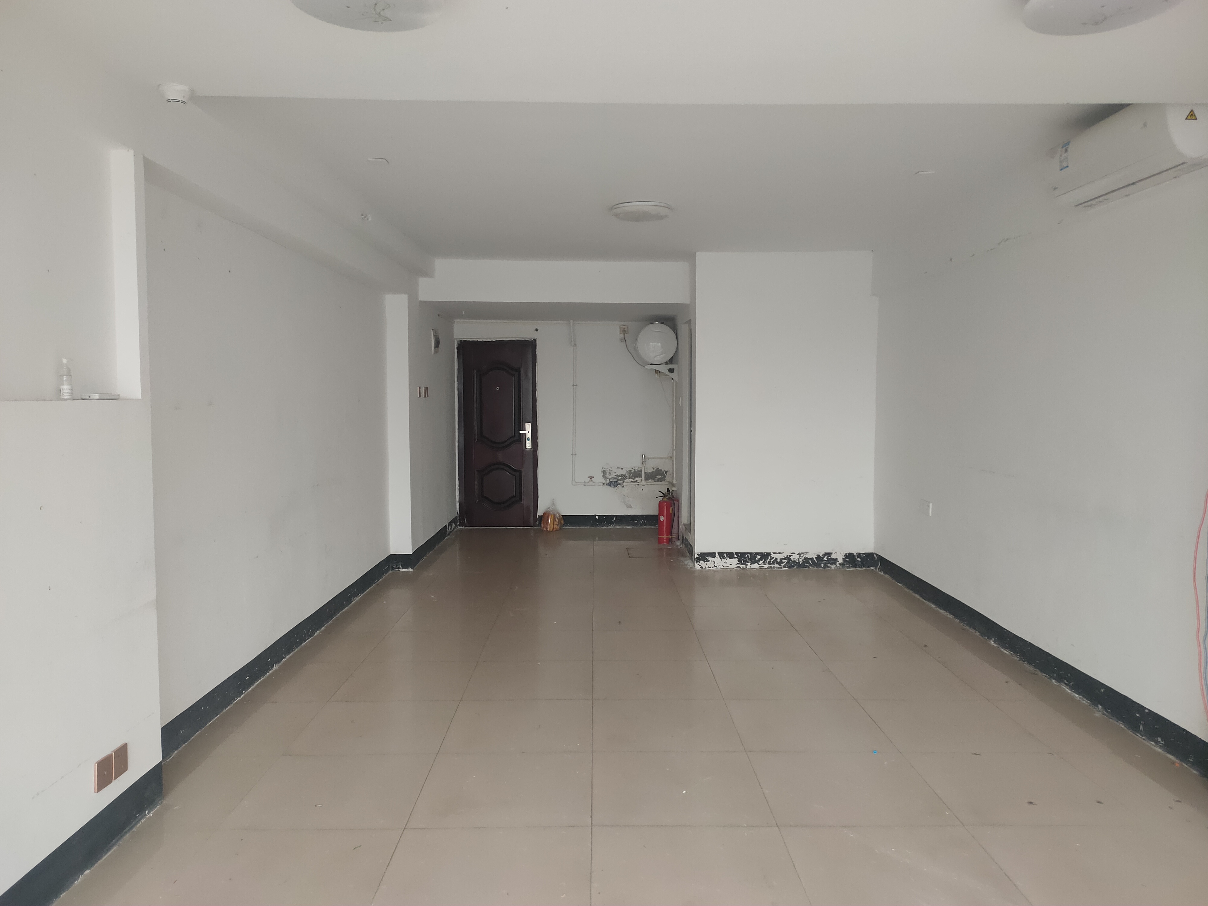 金帝  1室1厅1卫   28.80万 金帝  1室1厅1卫   28.80万室内图