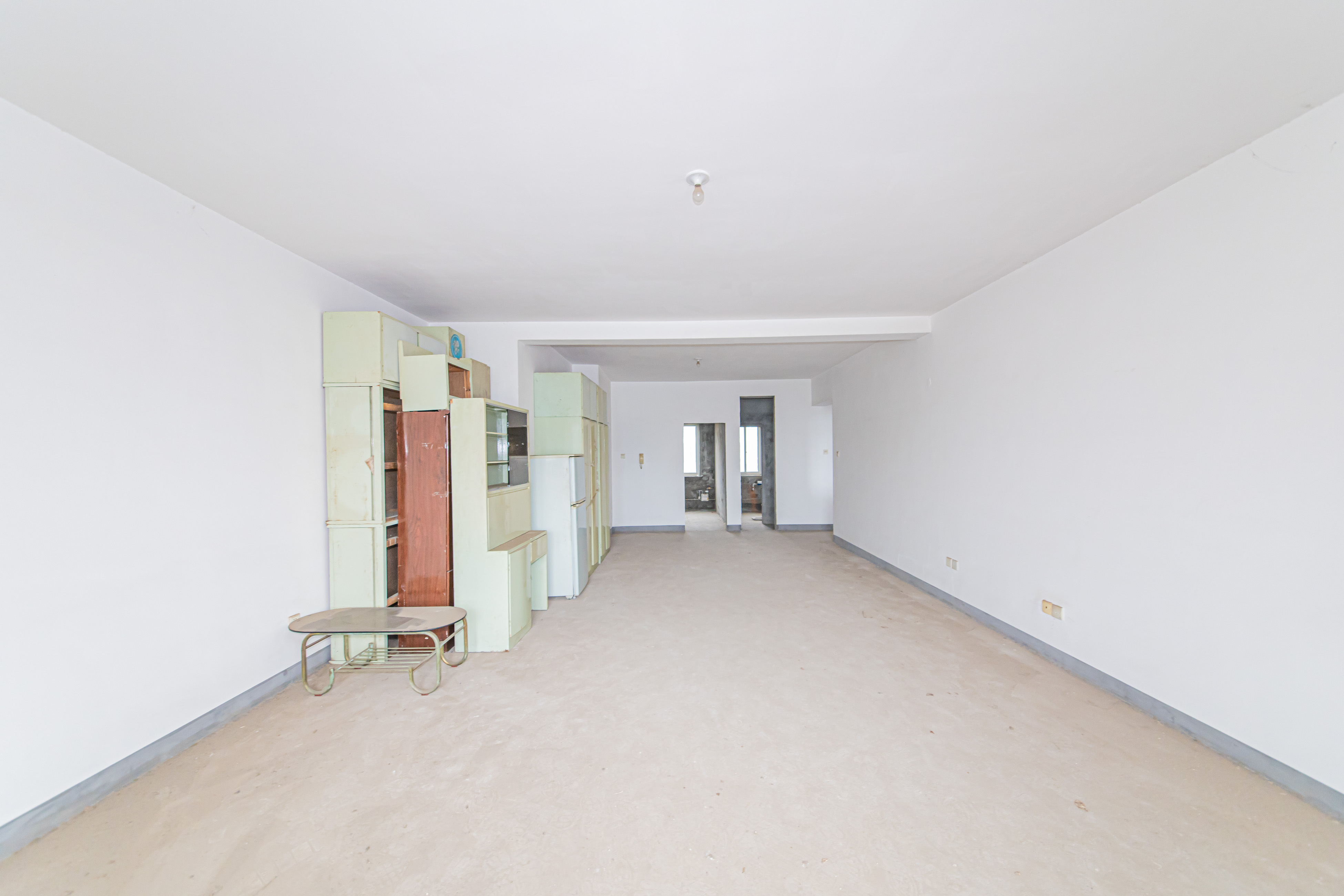 盛湘家园  4室2厅2卫   129.00万 盛湘家园  4室2厅2卫   129.00万客厅