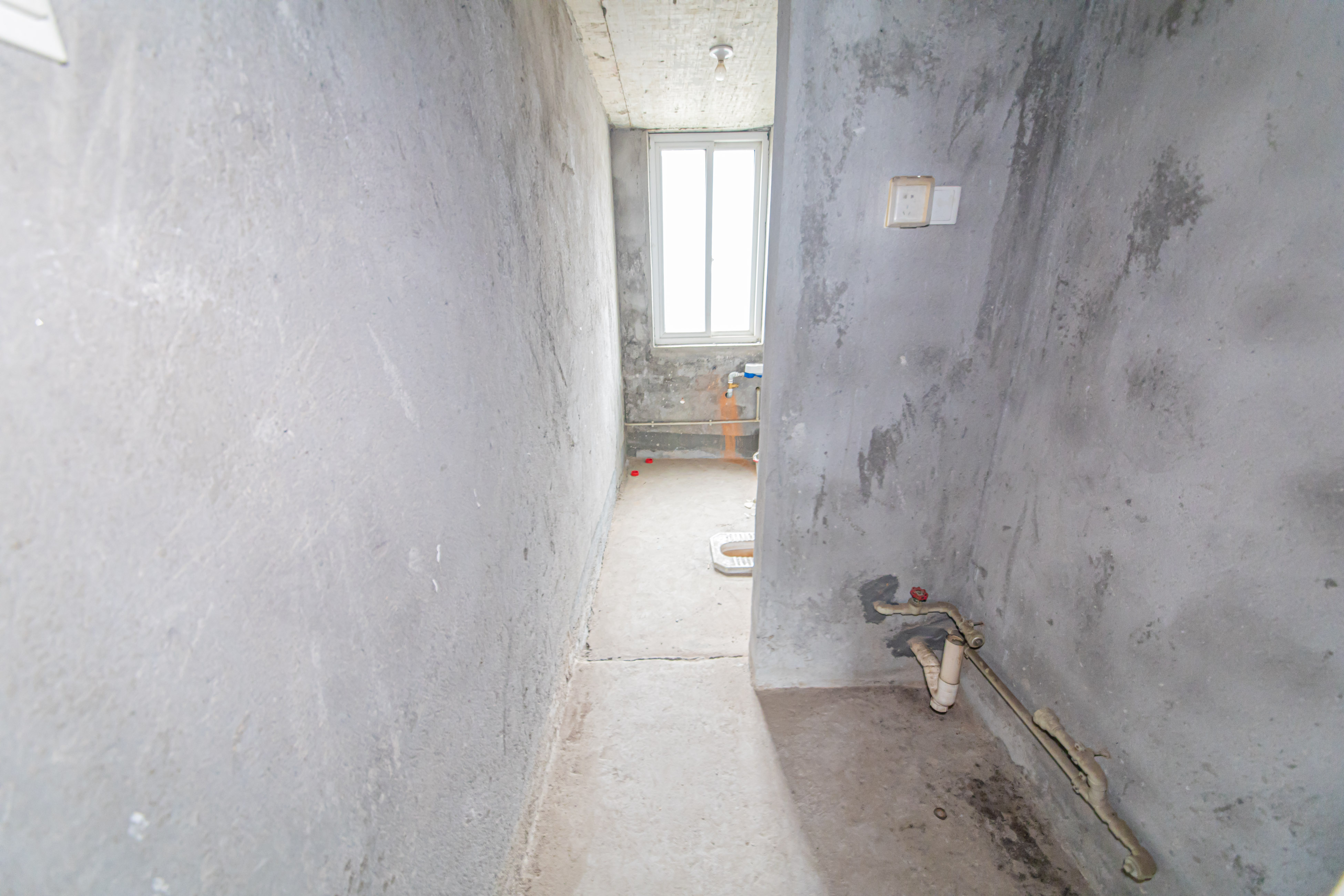 盛湘家园  4室2厅2卫   129.00万 盛湘家园  4室2厅2卫   129.00万卫生间