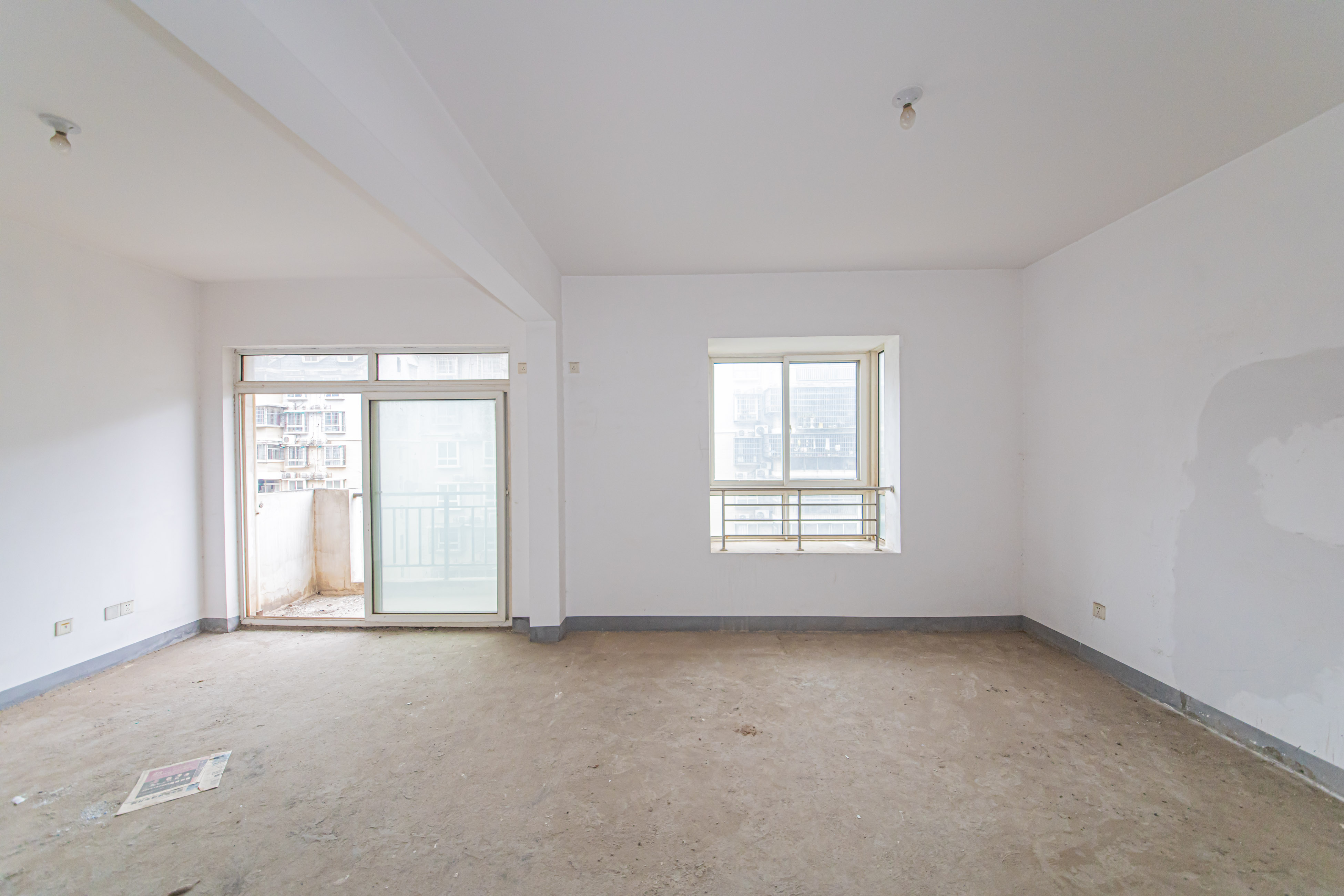 盛湘家园  4室2厅2卫   129.00万 盛湘家园  4室2厅2卫   129.00万卧室