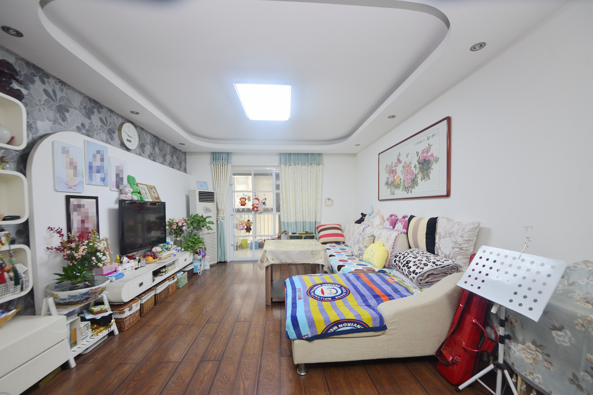 钱隆樽品(一、二、三期)  2室2厅1卫    102.0万客厅