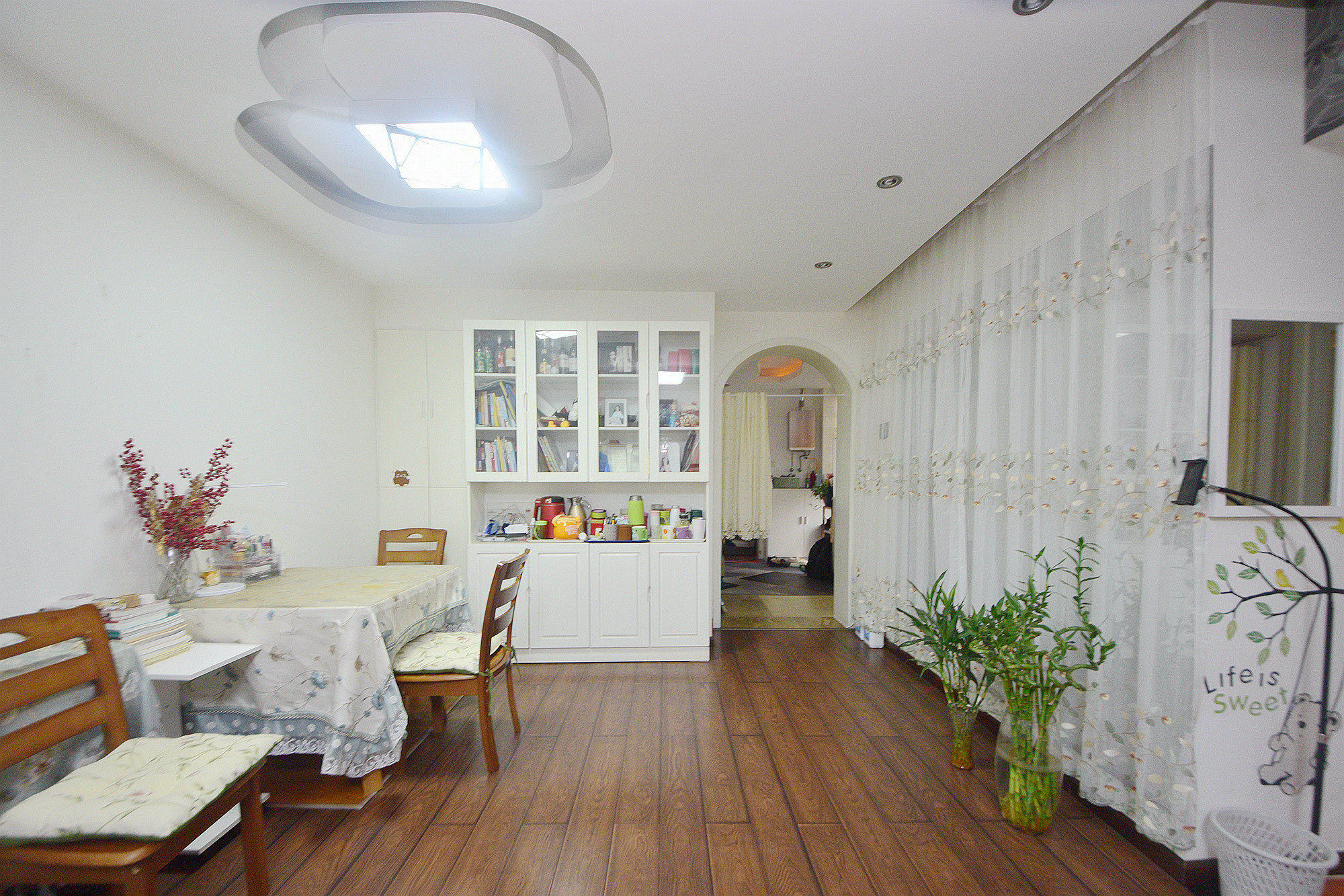 钱隆樽品(一、二、三期)  2室2厅1卫    102.0万客厅