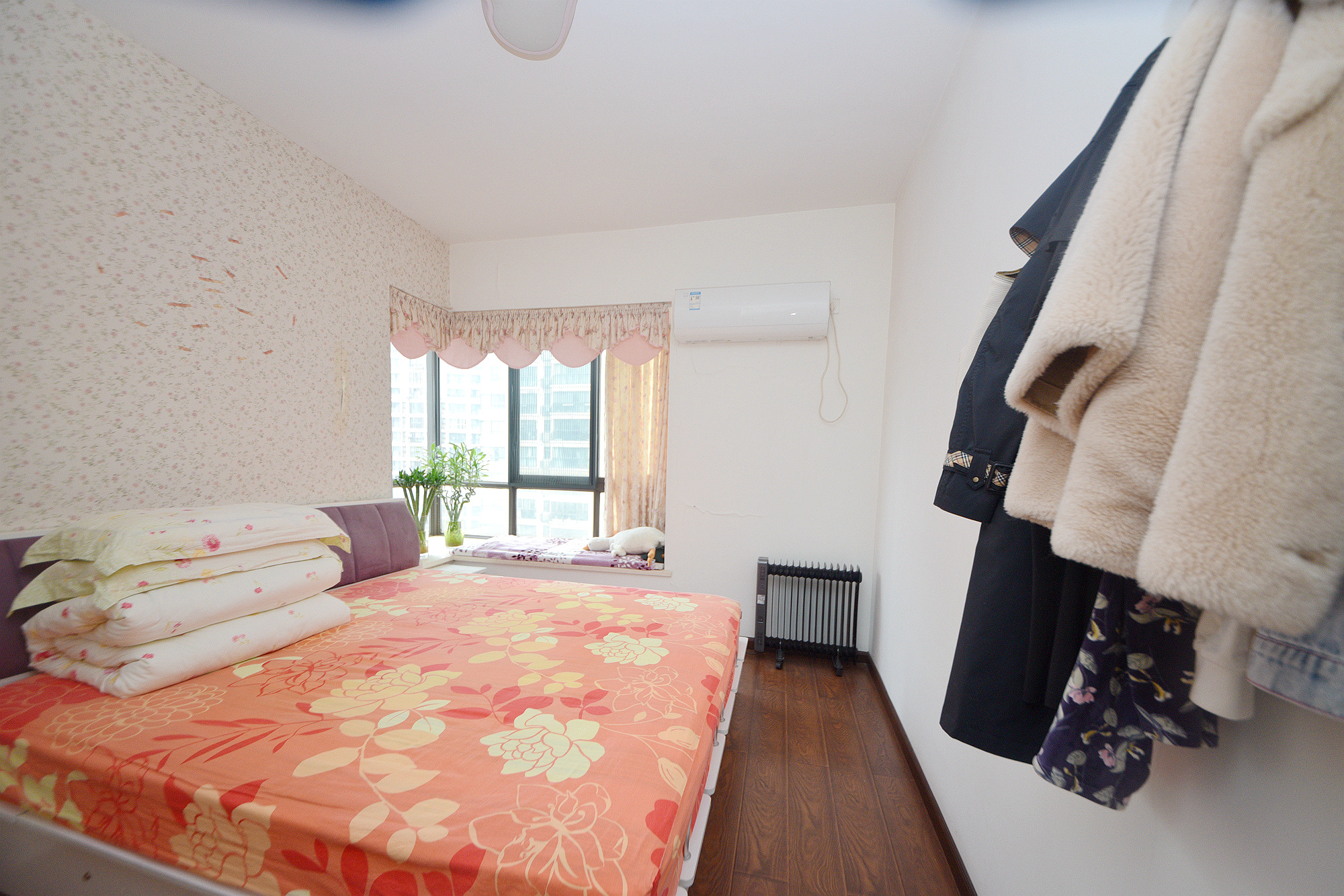 钱隆樽品(一、二、三期)  2室2厅1卫    102.0万卧室