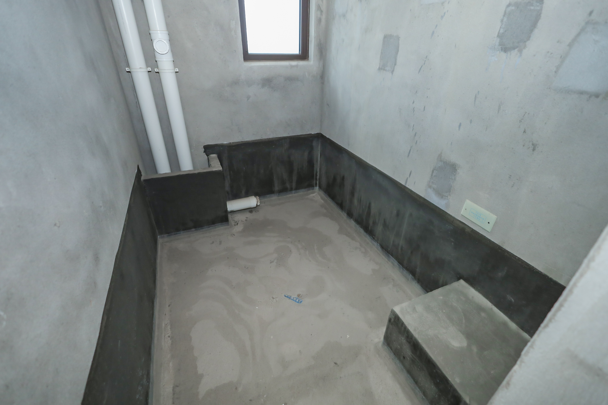 龙湖湘风原著（龙湖湘风星城）  4室2厅2卫    104.0万卫生间