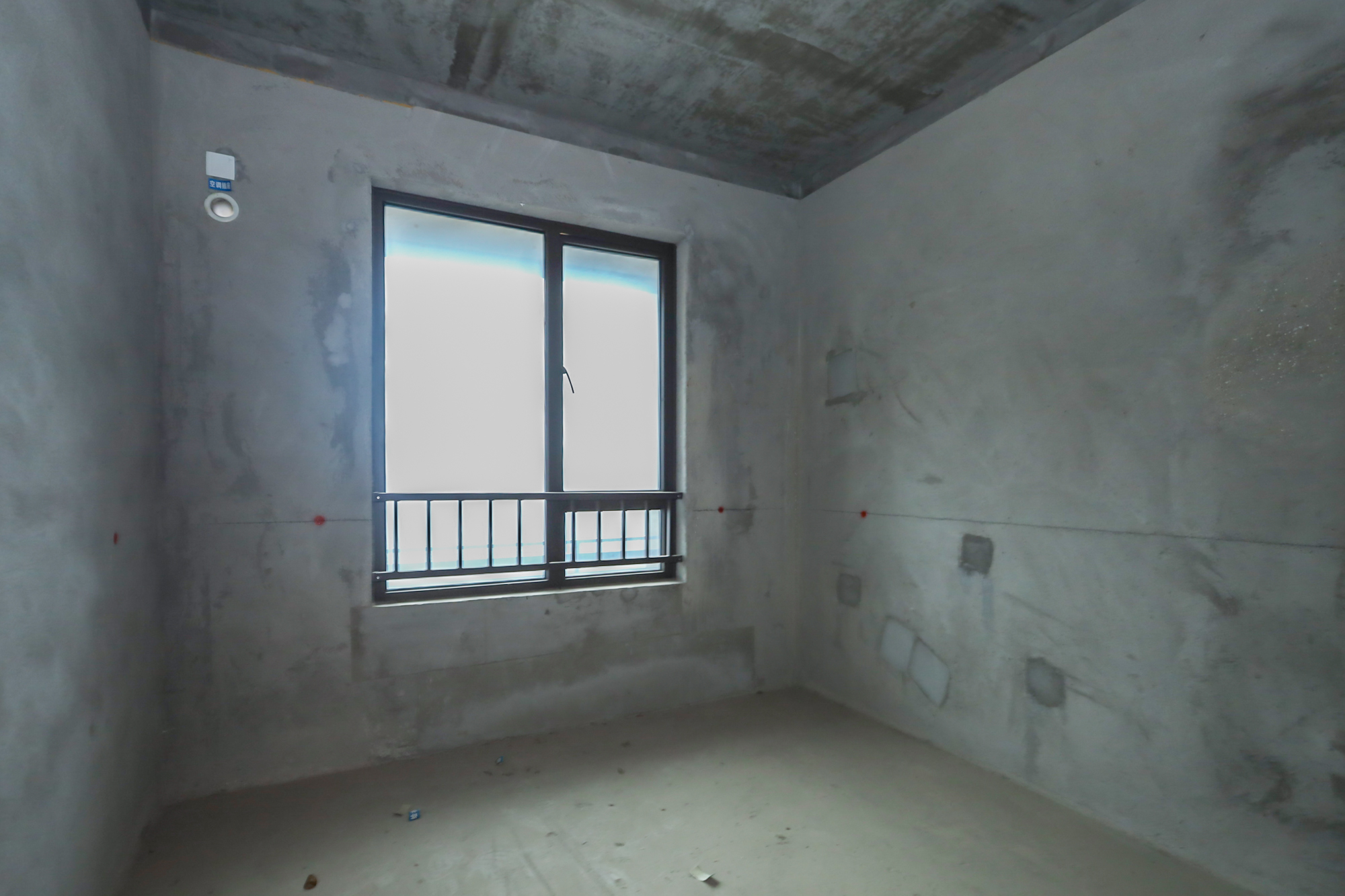 龙湖湘风原著（龙湖湘风星城）  4室2厅2卫    104.0万卧室