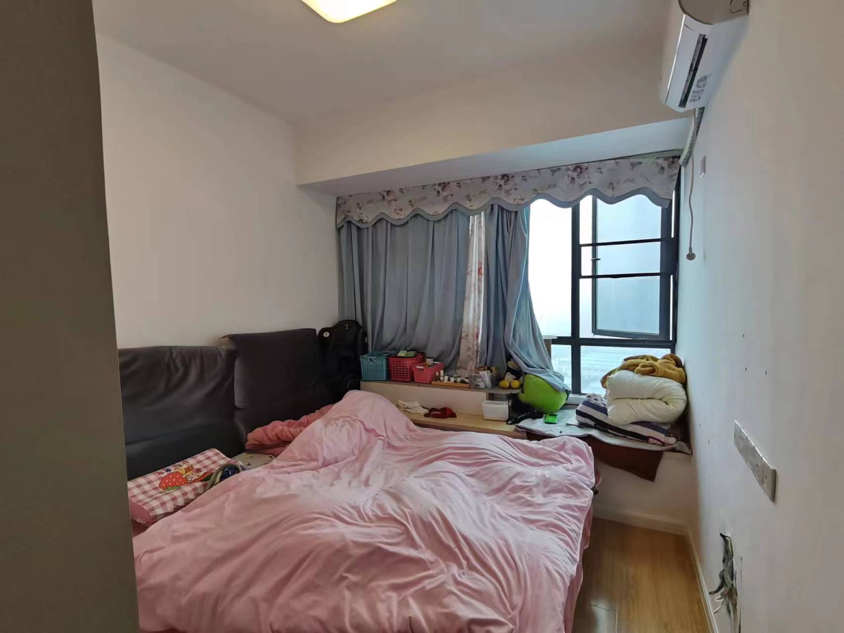 经世龙城 3室2厅2卫 55.0万 经世龙城 3室2厅2卫 55.0万室内图