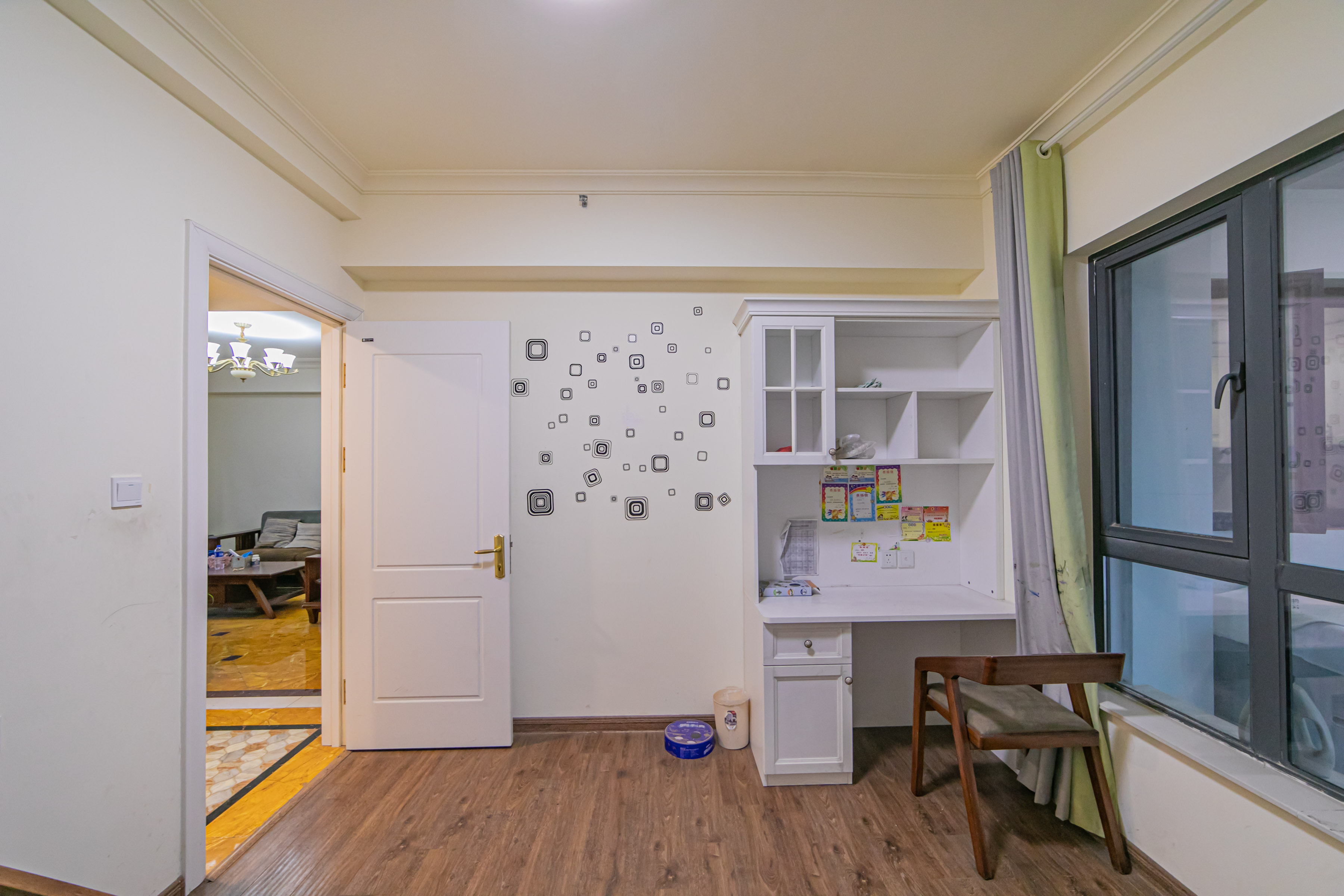 碧桂园威尼斯城 4室2厅2卫 131.00万 碧桂园威尼斯城 4室2厅2卫 131.00万卧室