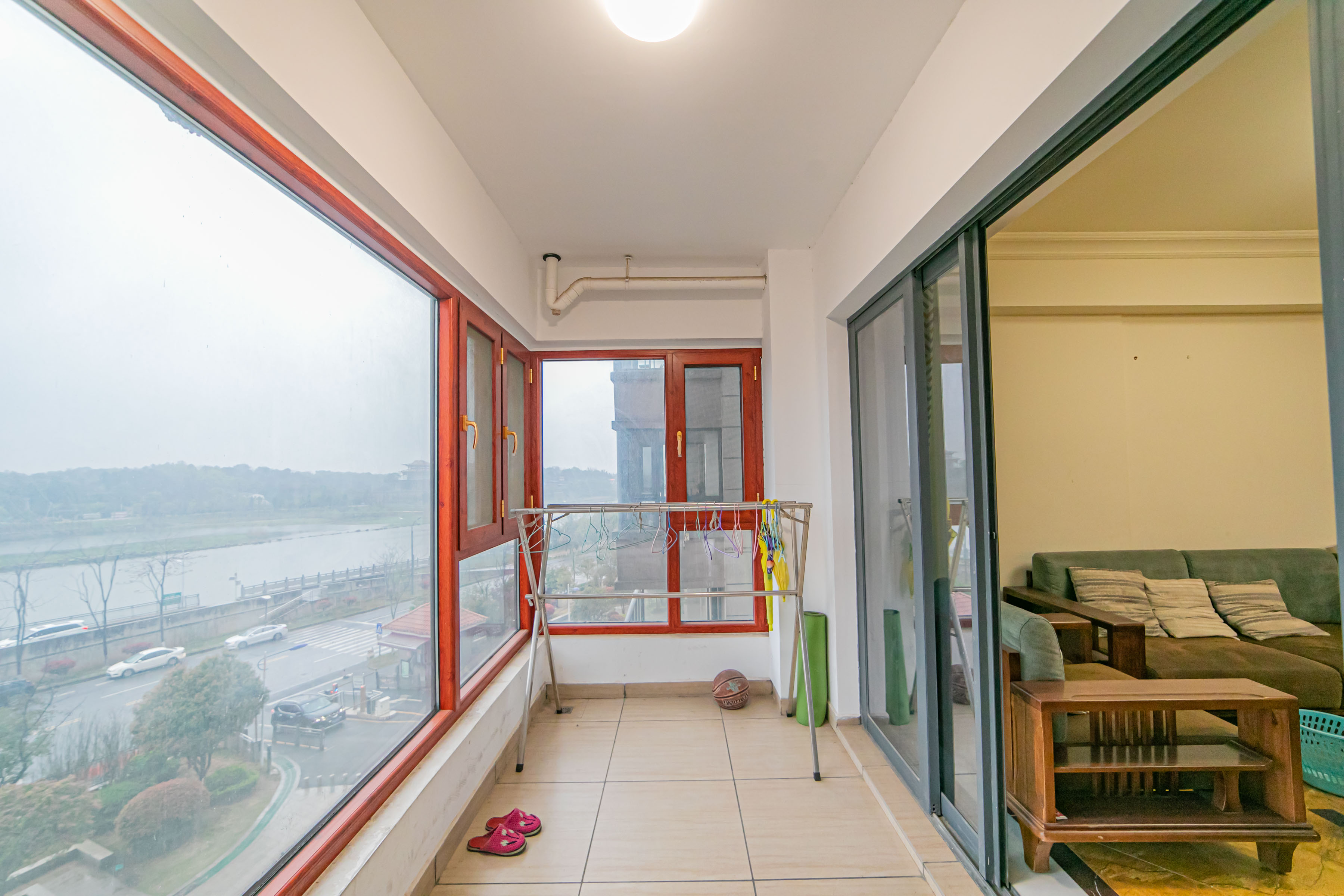 碧桂园威尼斯城 4室2厅2卫 131.00万 碧桂园威尼斯城 4室2厅2卫 131.00万阳台