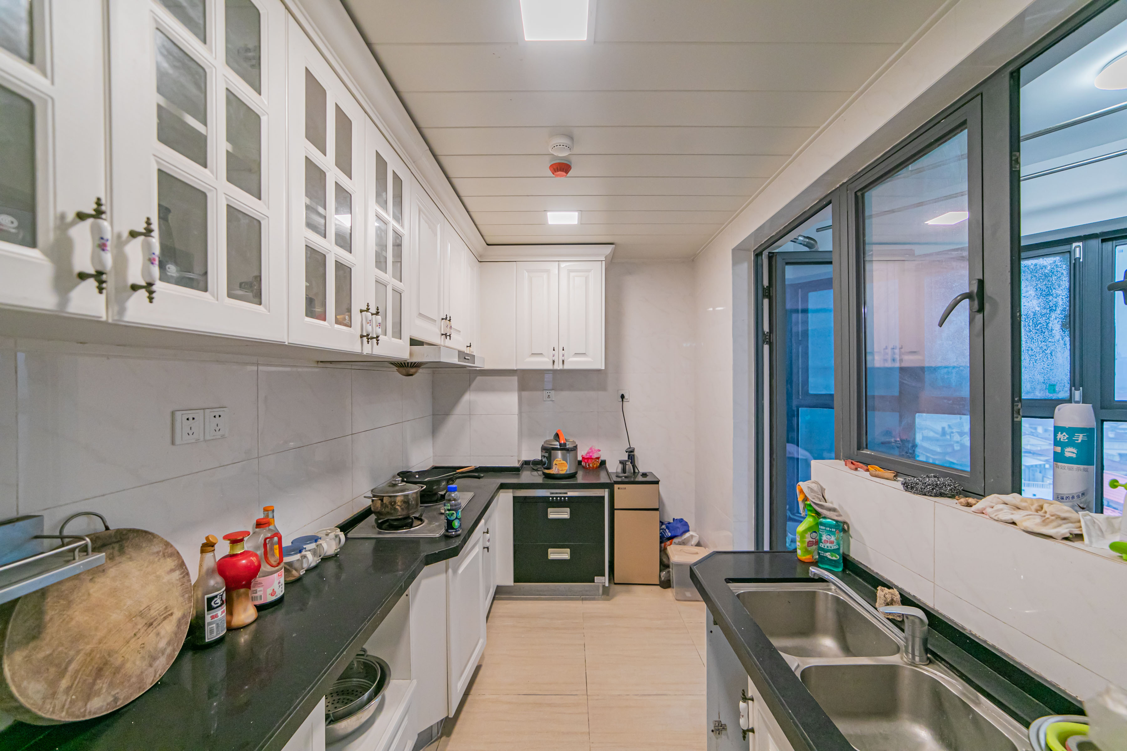 碧桂园威尼斯城 4室2厅2卫 131.00万 碧桂园威尼斯城 4室2厅2卫 131.00万厨房