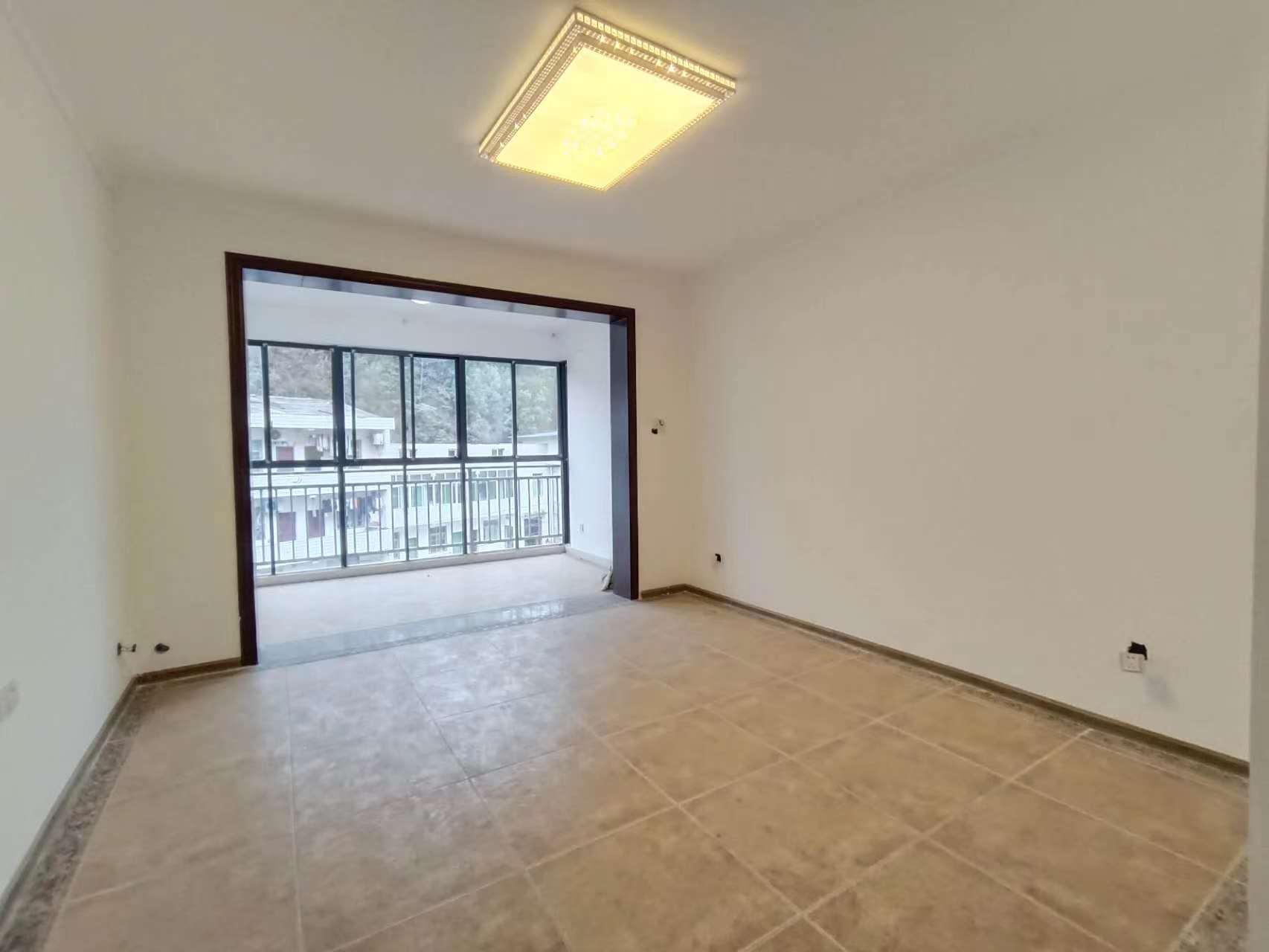 时代国际 3室2厅1卫 40.00万 时代国际 3室2厅1卫 40.00万室内图