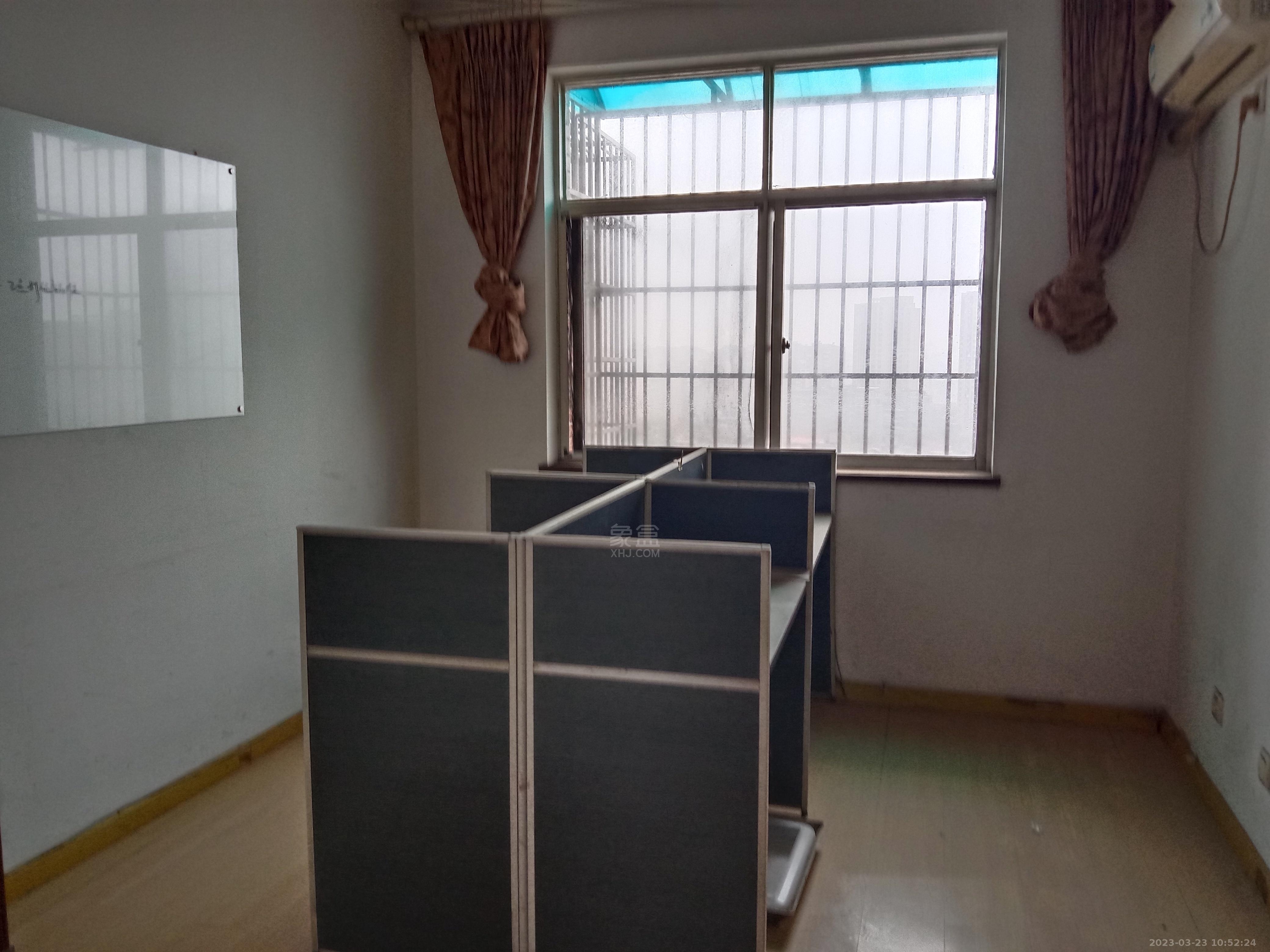 百益大厦  3室2厅1卫   1500.00元/月室内图
