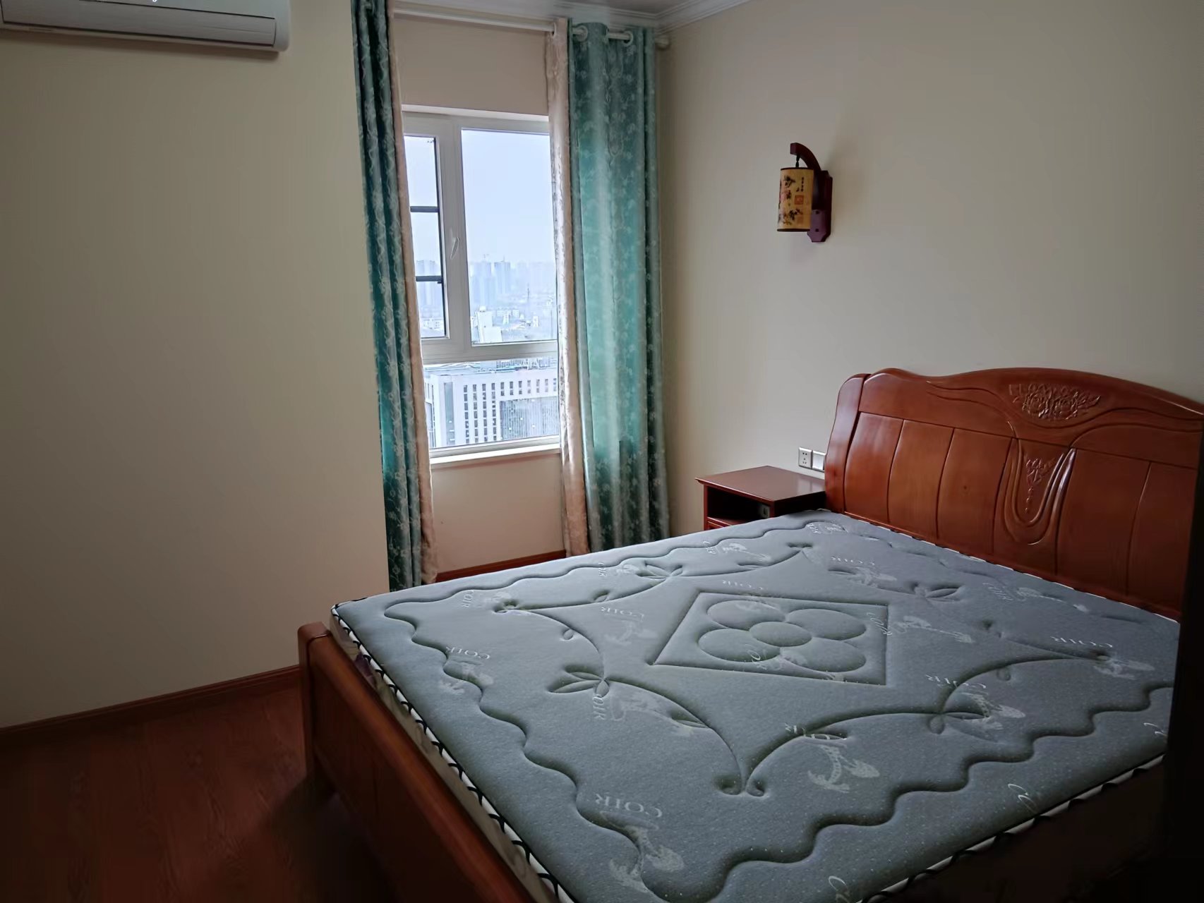 万达湖公馆 2室2厅1卫 2600.00元/月 万达湖公馆 2室2厅1卫 2600.00元/月户型图