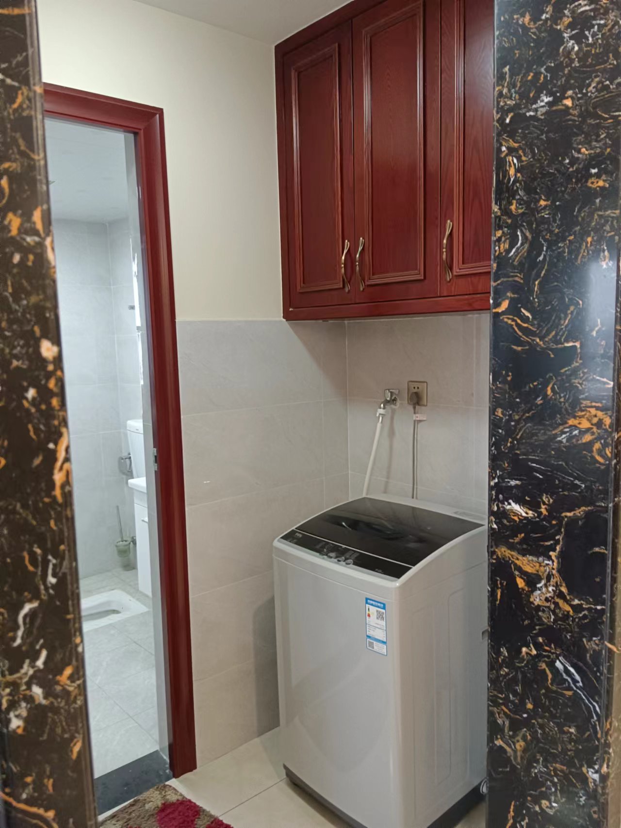 万达湖公馆 2室2厅1卫 2600.00元/月 万达湖公馆 2室2厅1卫 2600.00元/月户型图