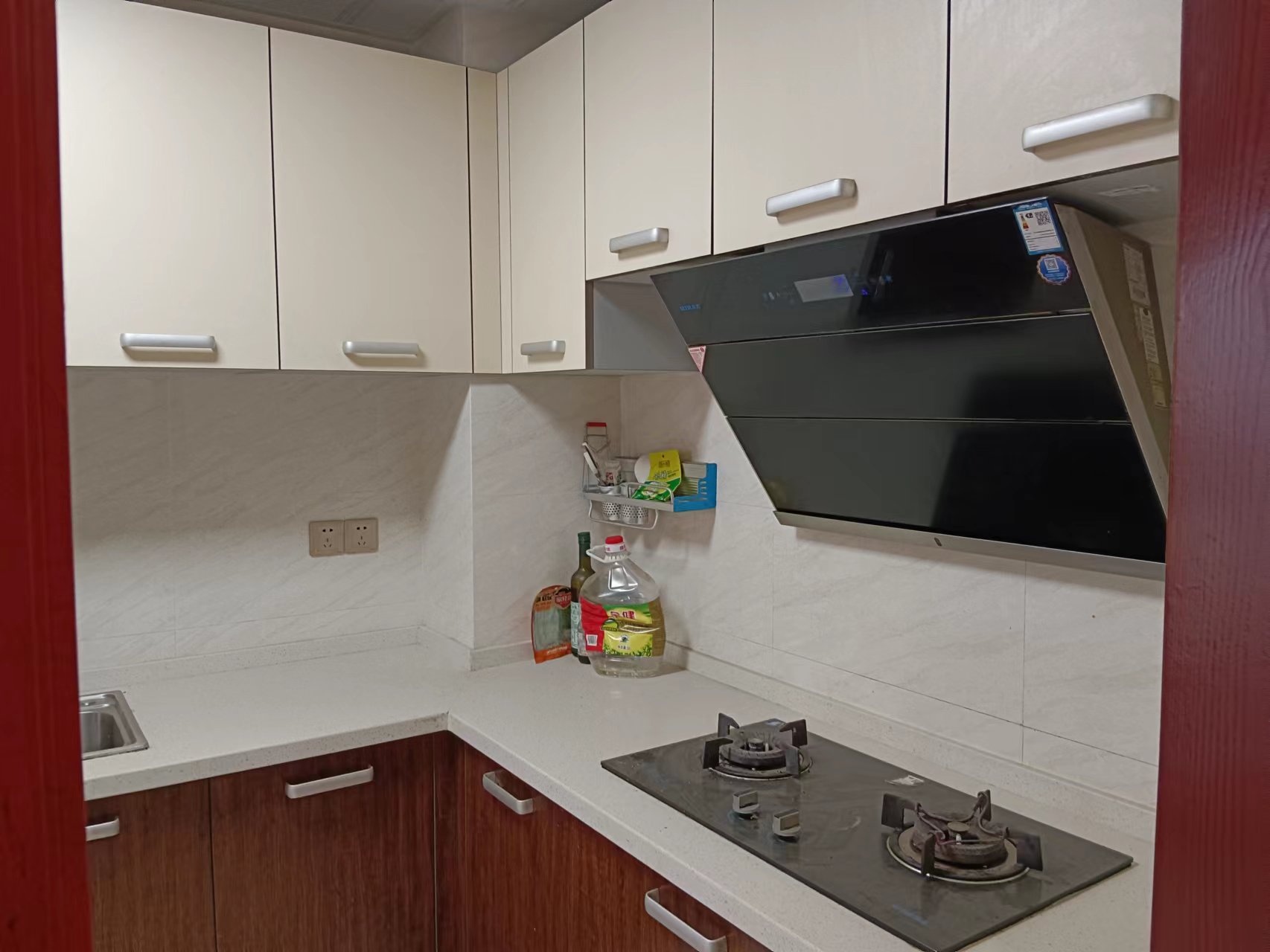 万达湖公馆 2室2厅1卫 2600.00元/月 万达湖公馆 2室2厅1卫 2600.00元/月户型图