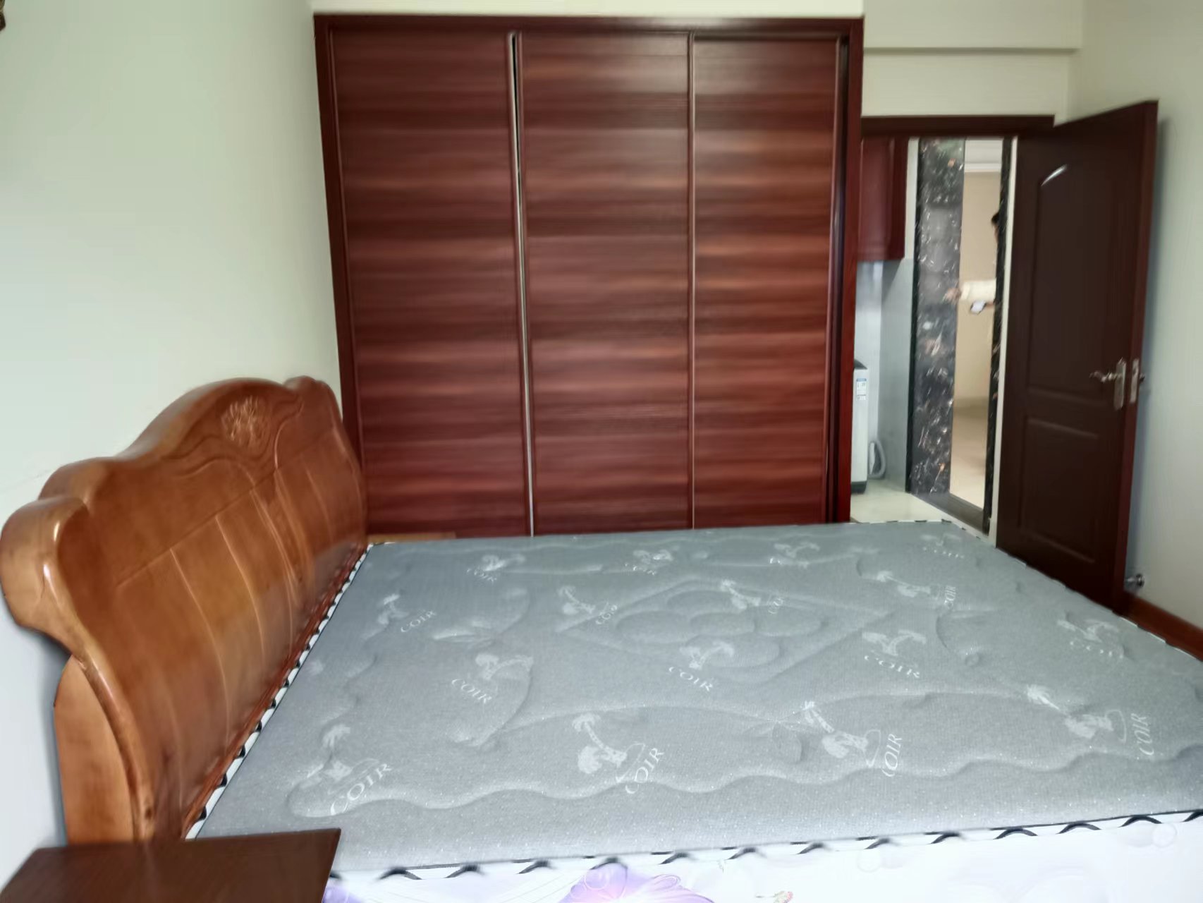 万达湖公馆 2室2厅1卫 2600.00元/月 万达湖公馆 2室2厅1卫 2600.00元/月室内图