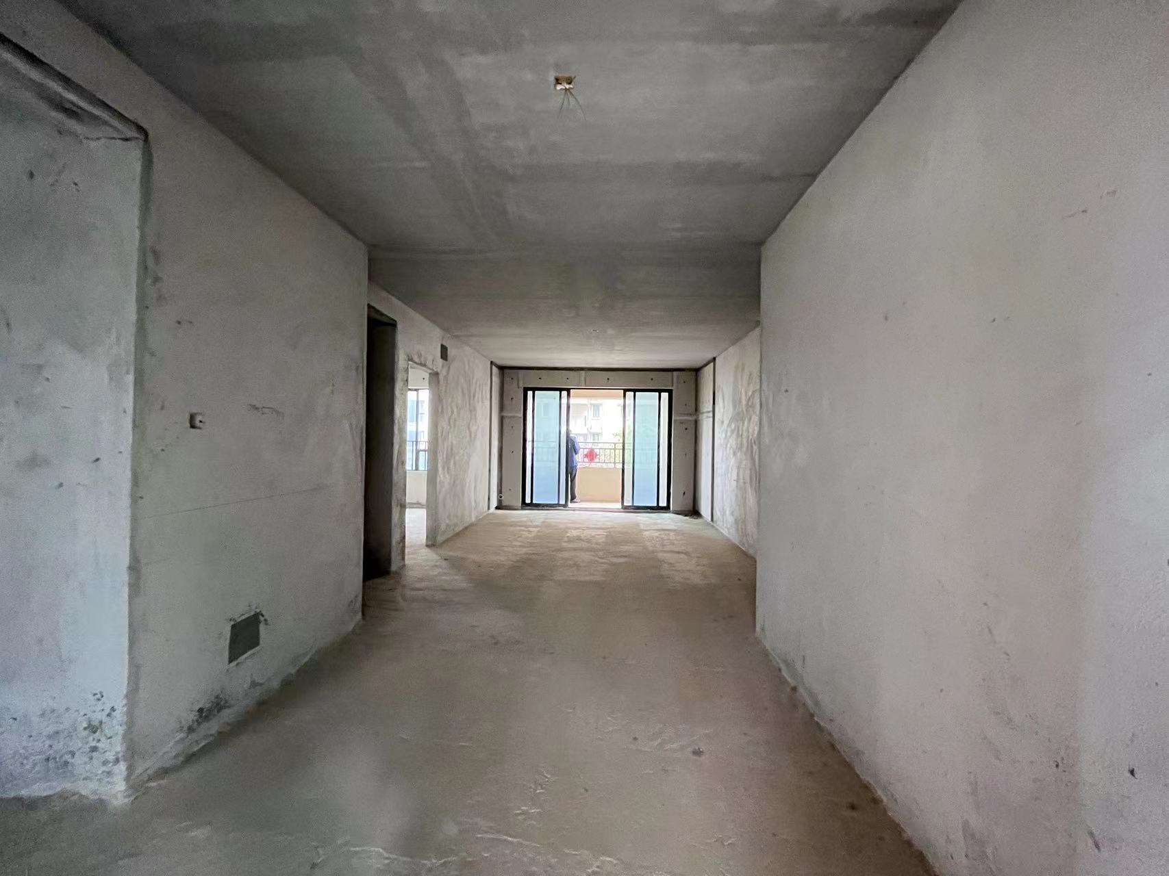 美的梧桐庄园  4室2厅2卫   97.00万室内图