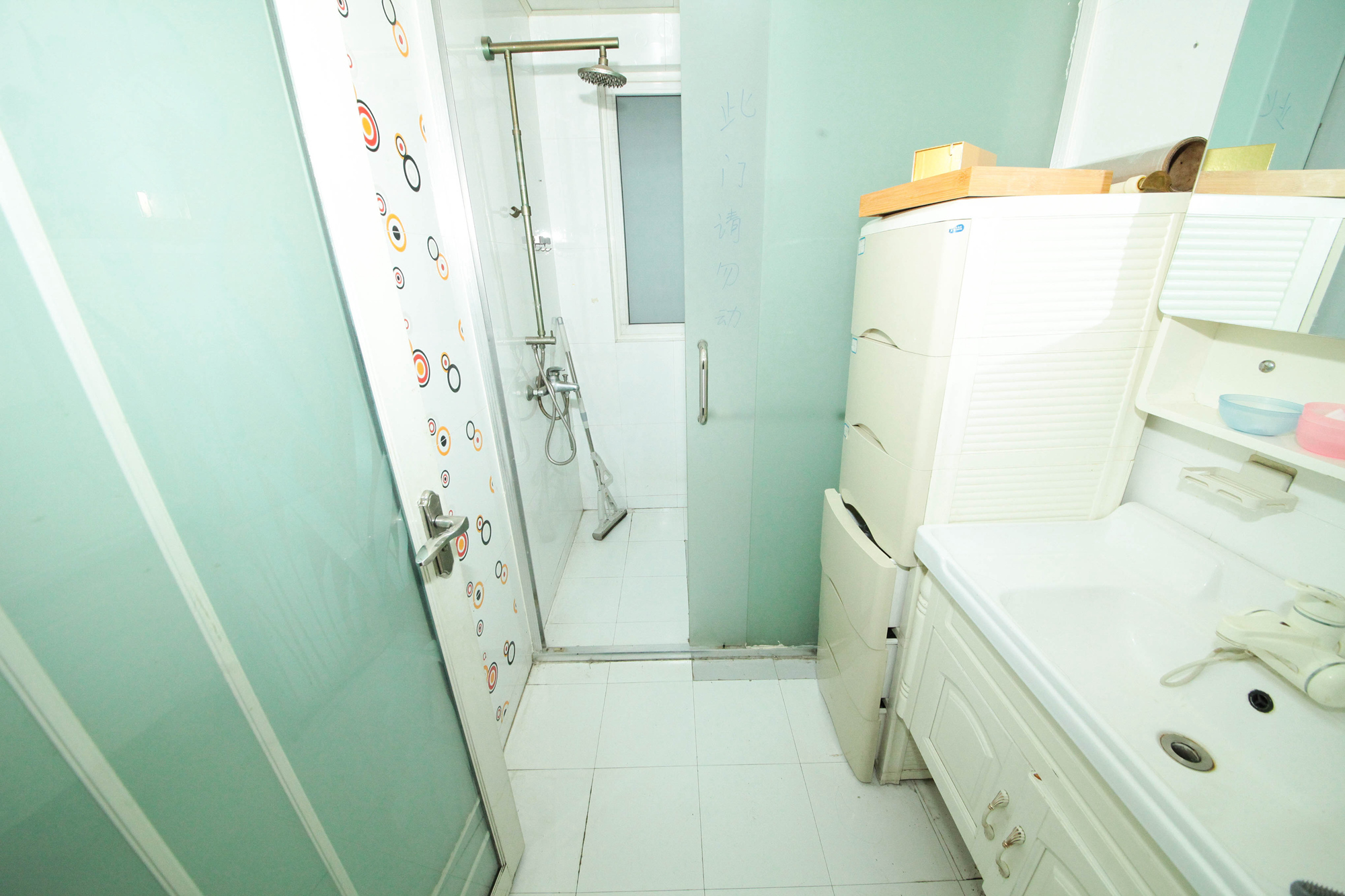 晶华美地 5室2厅2卫 148.00万 晶华美地 5室2厅2卫 148.00万卫生间