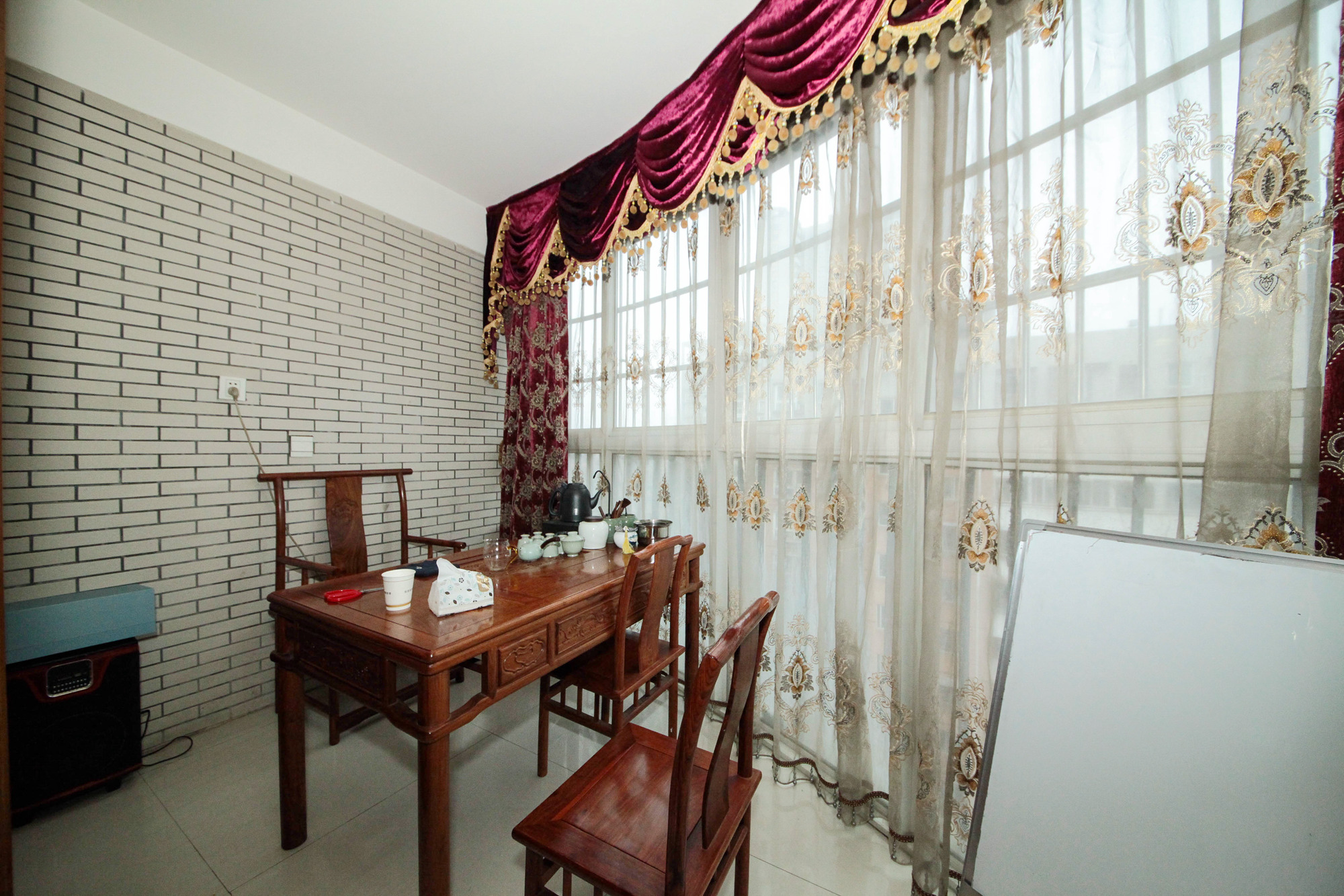 晶华美地 5室2厅2卫 148.00万 晶华美地 5室2厅2卫 148.00万阳台