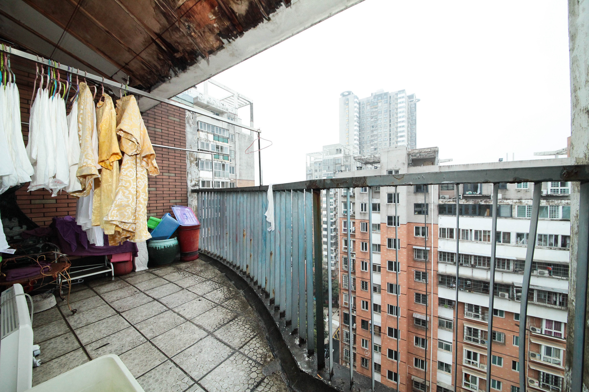 晶华美地 5室2厅2卫 148.00万 晶华美地 5室2厅2卫 148.00万阳台