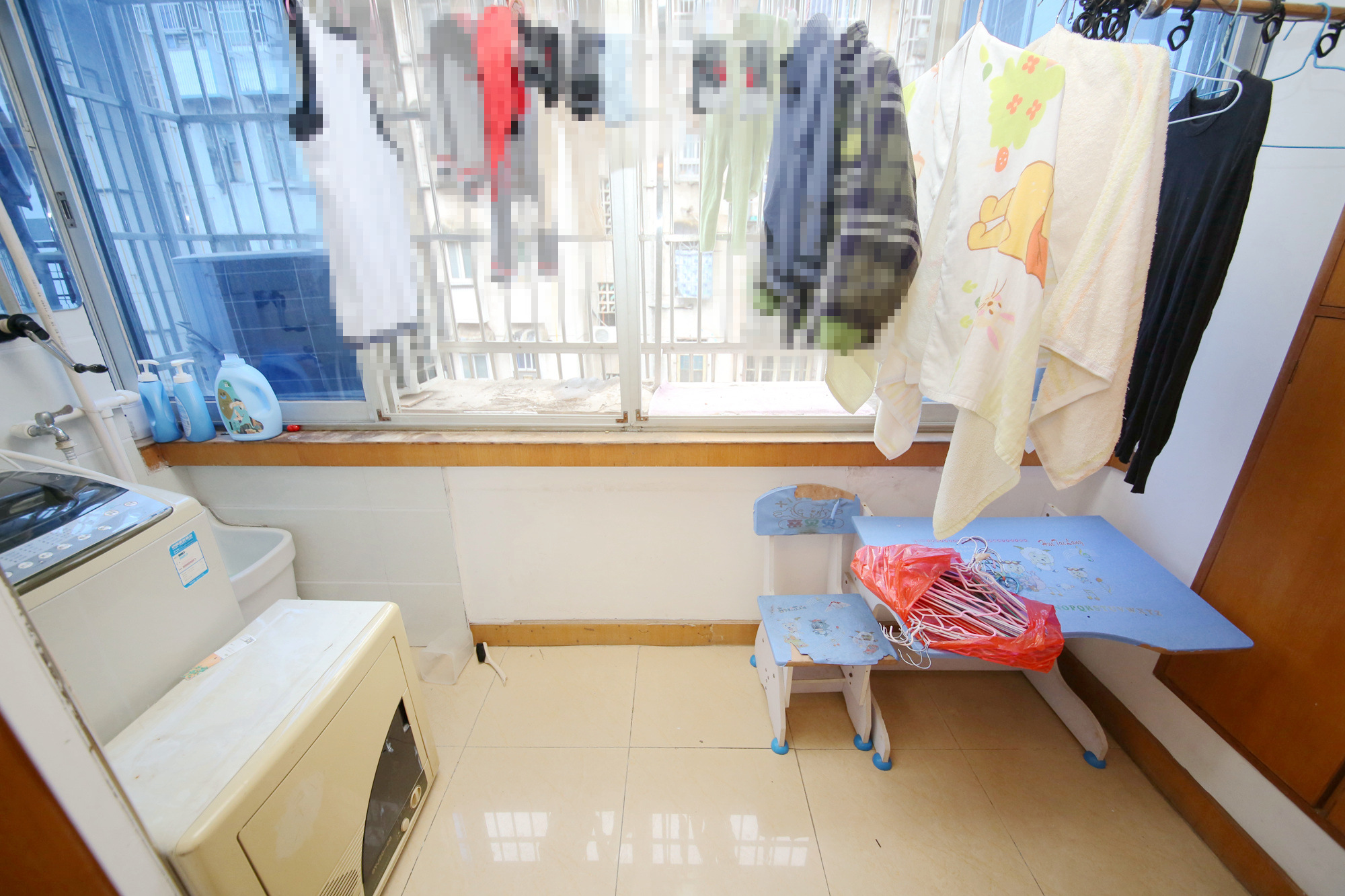 湖南省农业厅  3室2厅1卫   123.00万客厅