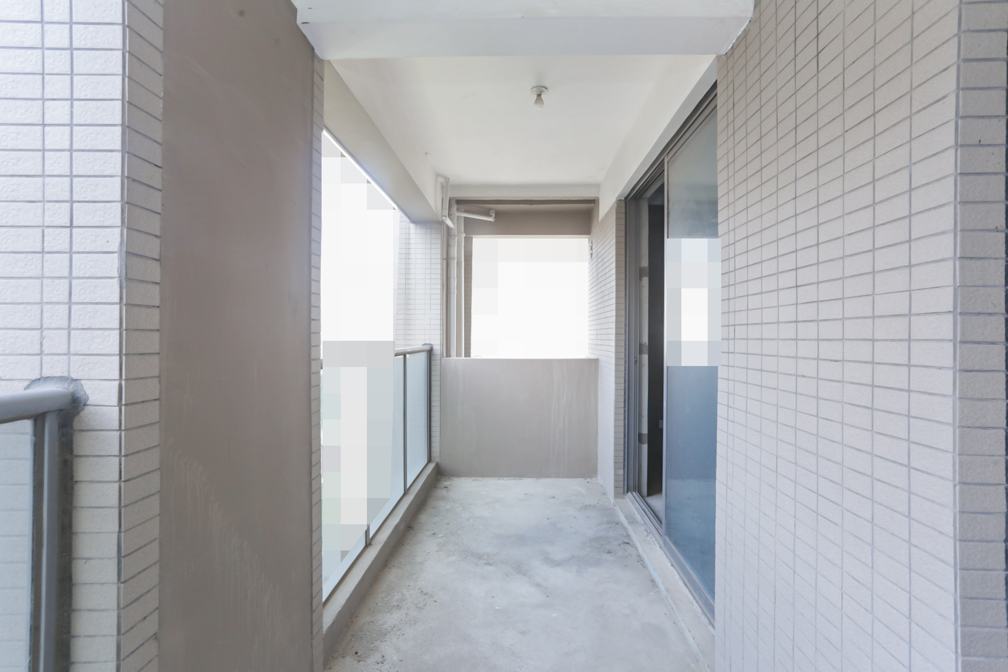 八方小区B区  3室2厅2卫   523.00万阳台