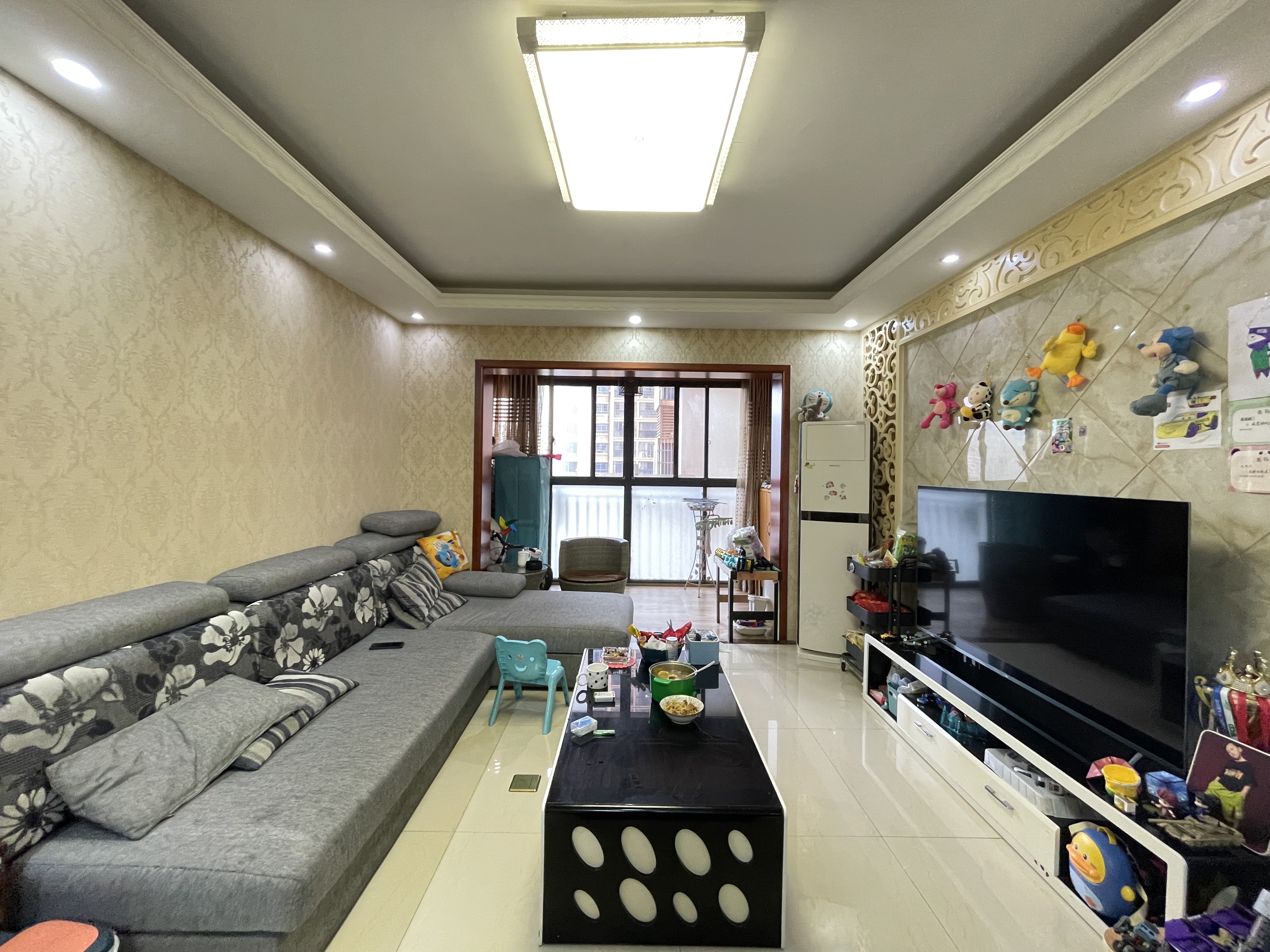 華城廣場  2室2廳1衛(wèi)   95.00萬