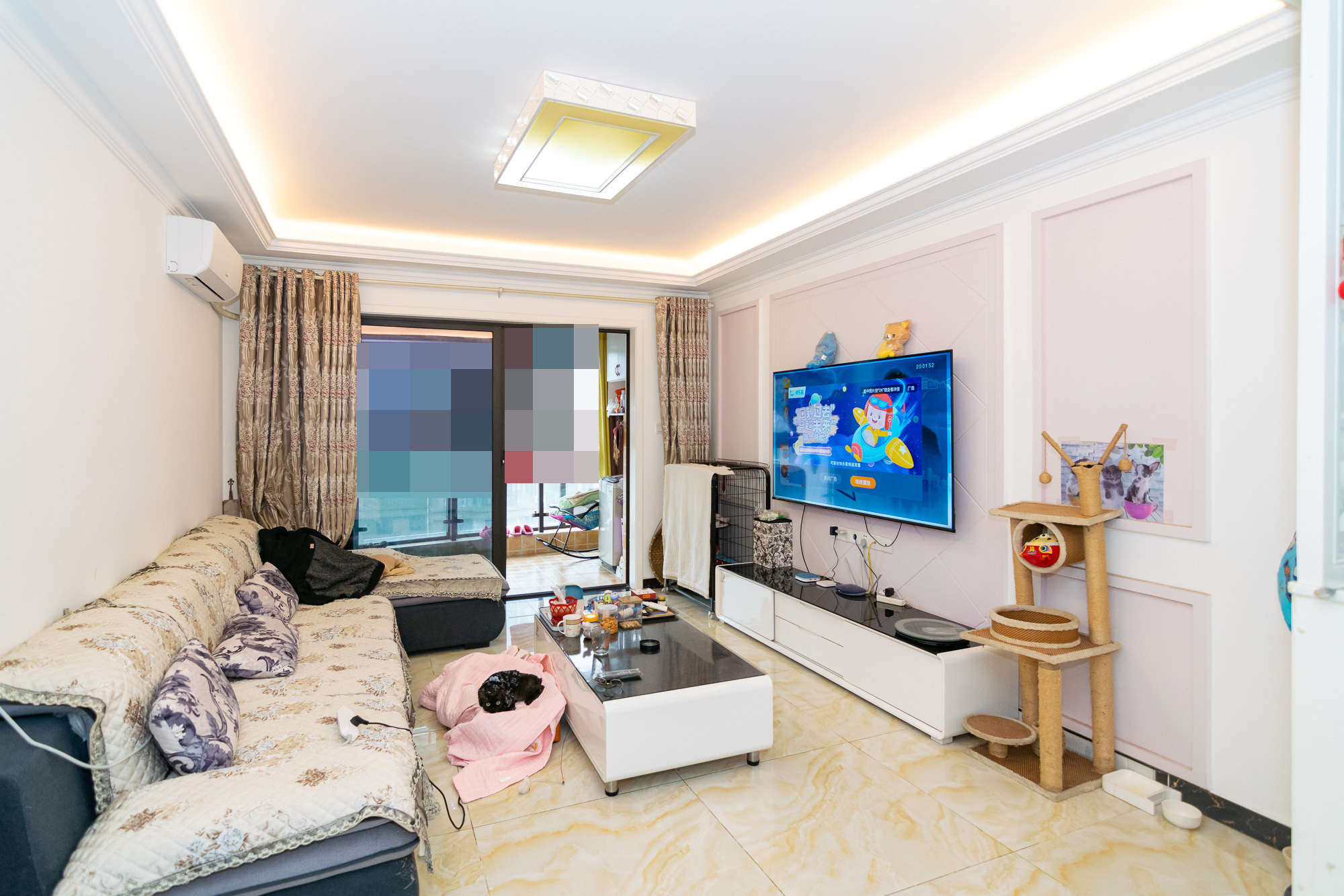 润和长郡(润和紫郡二三期) 3室2厅1卫 68.00万 润和长郡(润和紫郡二三期) 3室2厅1卫 68.00万客厅