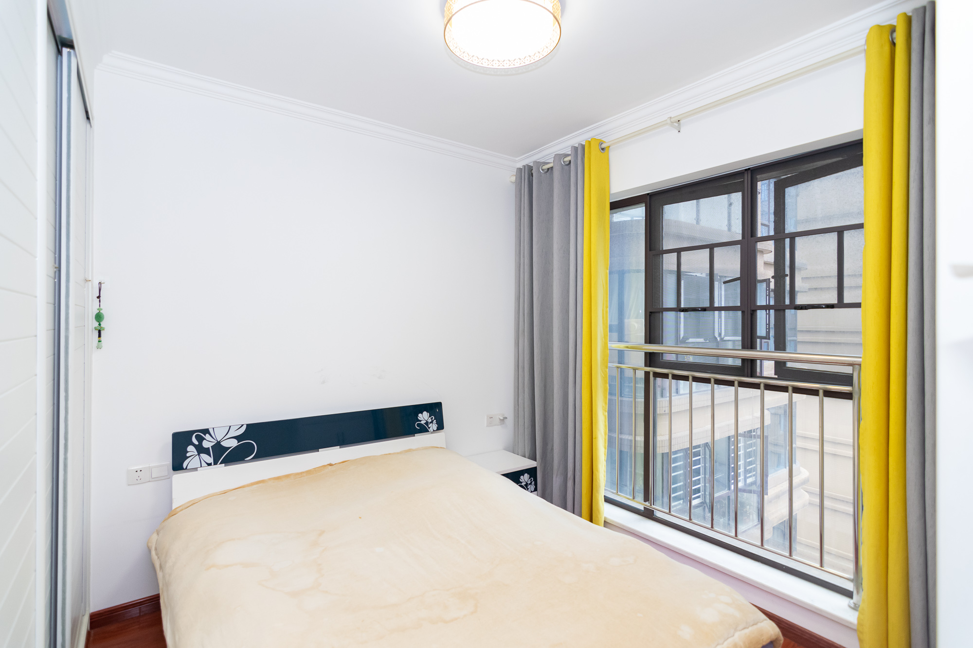 润和长郡(润和紫郡二三期) 3室2厅1卫 68.00万 润和长郡(润和紫郡二三期) 3室2厅1卫 68.00万卧室