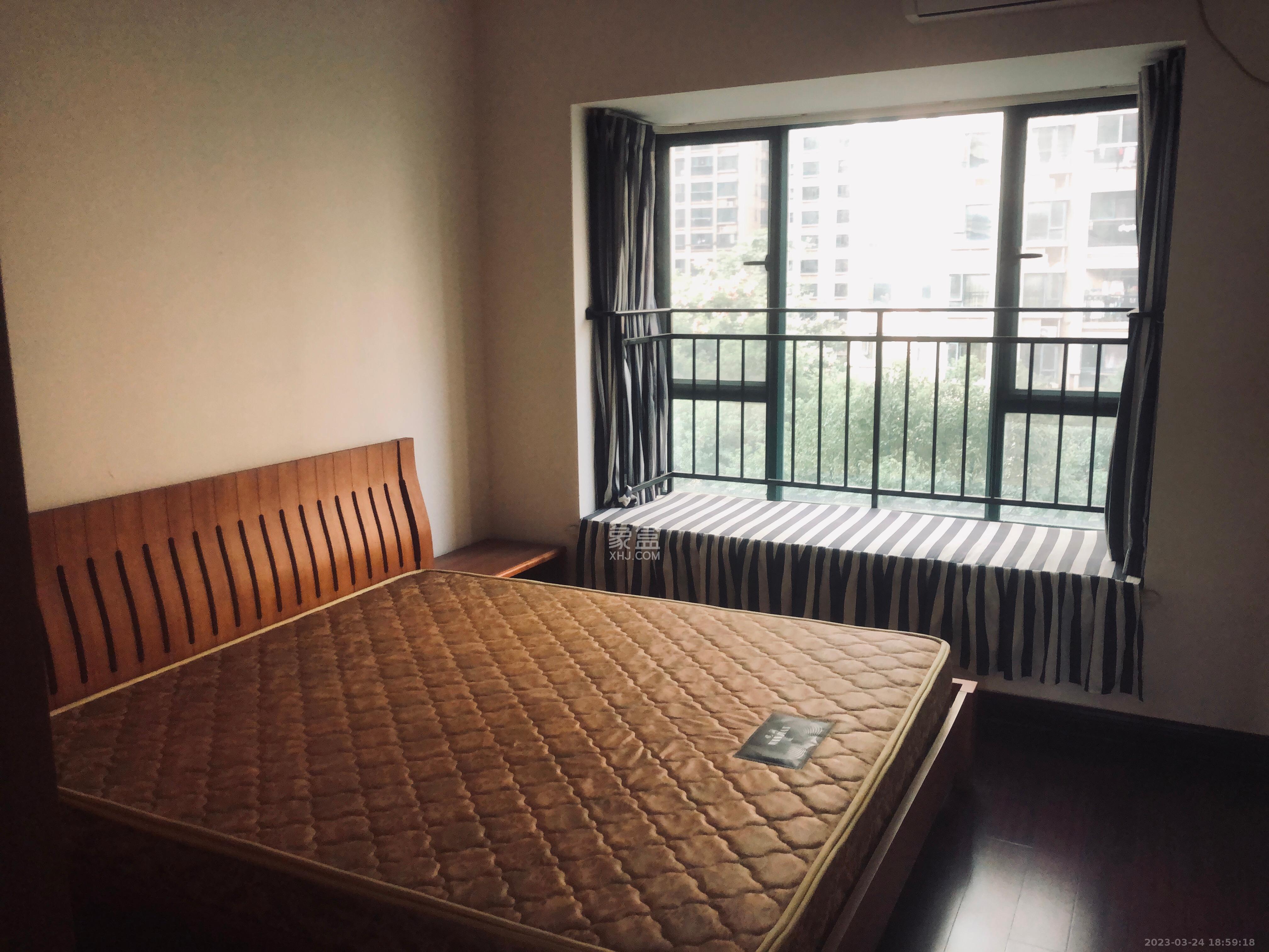 富基世纪公园 3室2厅2卫 2000.00元/月 富基世纪公园 3室2厅2卫 2000.00元/月室内图