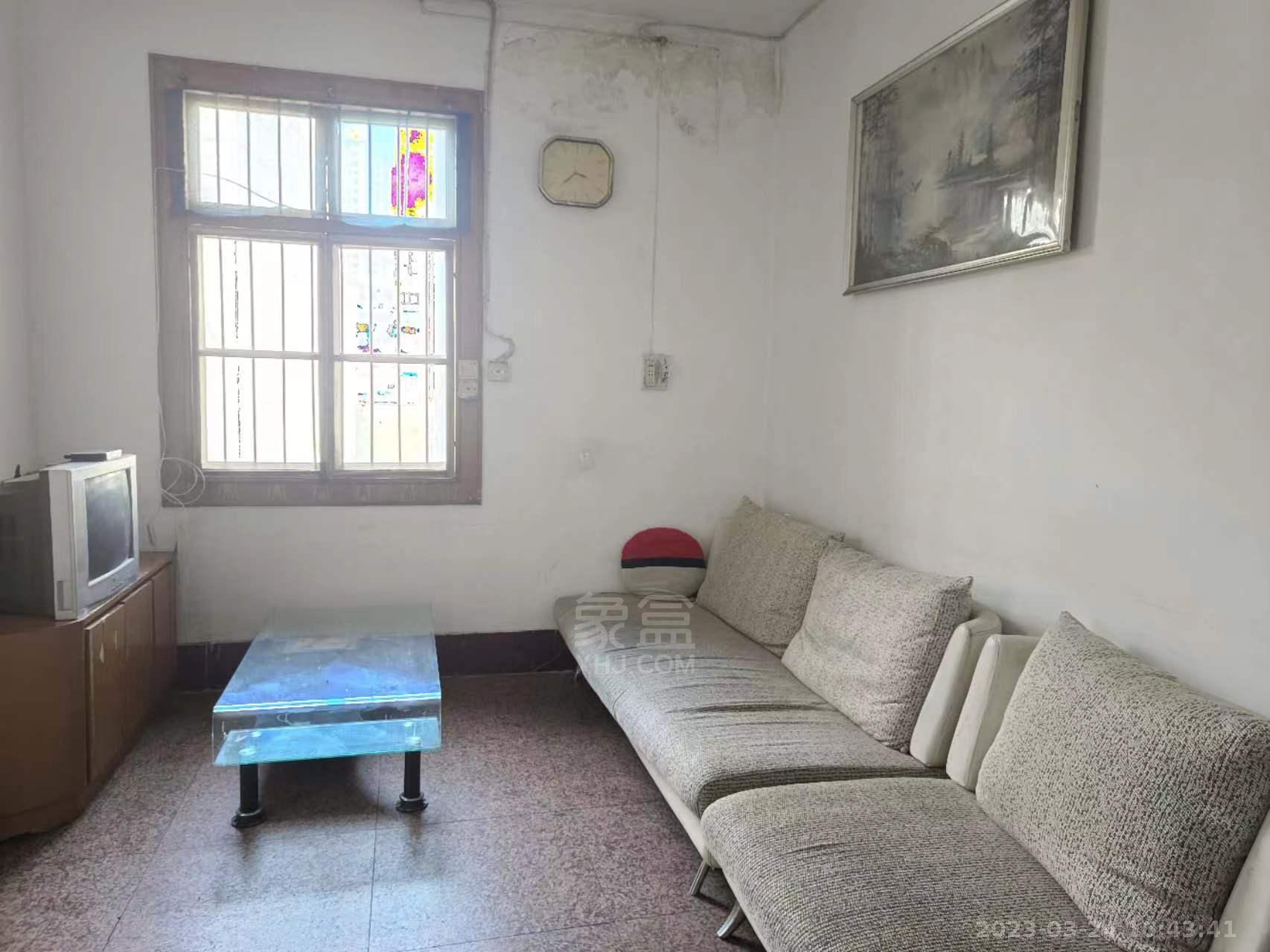 石峰区怡园小区 2室1厅1卫 800.00元/月 石峰区怡园小区 2室1厅1卫 800.00元/月室内图