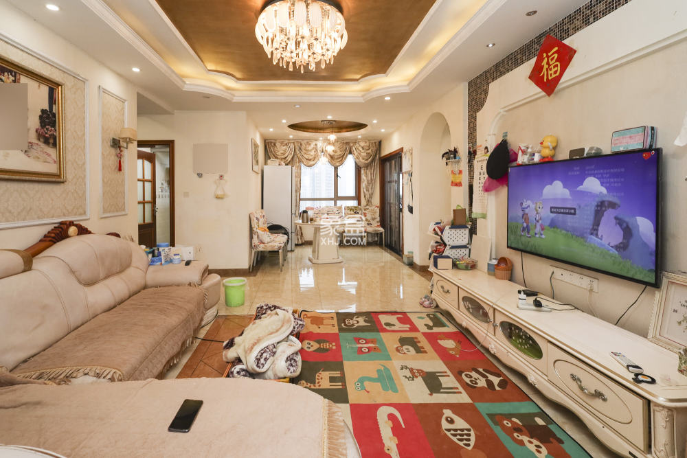 世茂铂翠湾一期  4室2厅2卫    168.0万