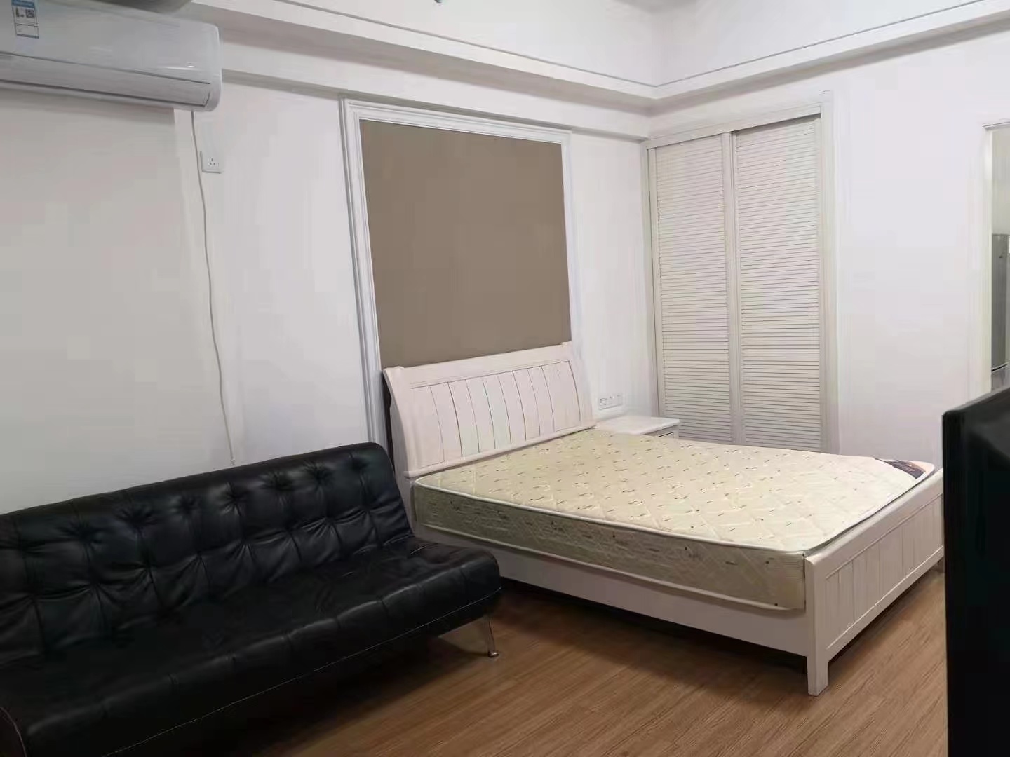 东方时代广场 1室1厅1卫 27.00万 东方时代广场 1室1厅1卫 27.00万室内图