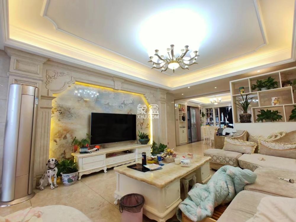 湖景名城  4室2厅2卫    88.0万